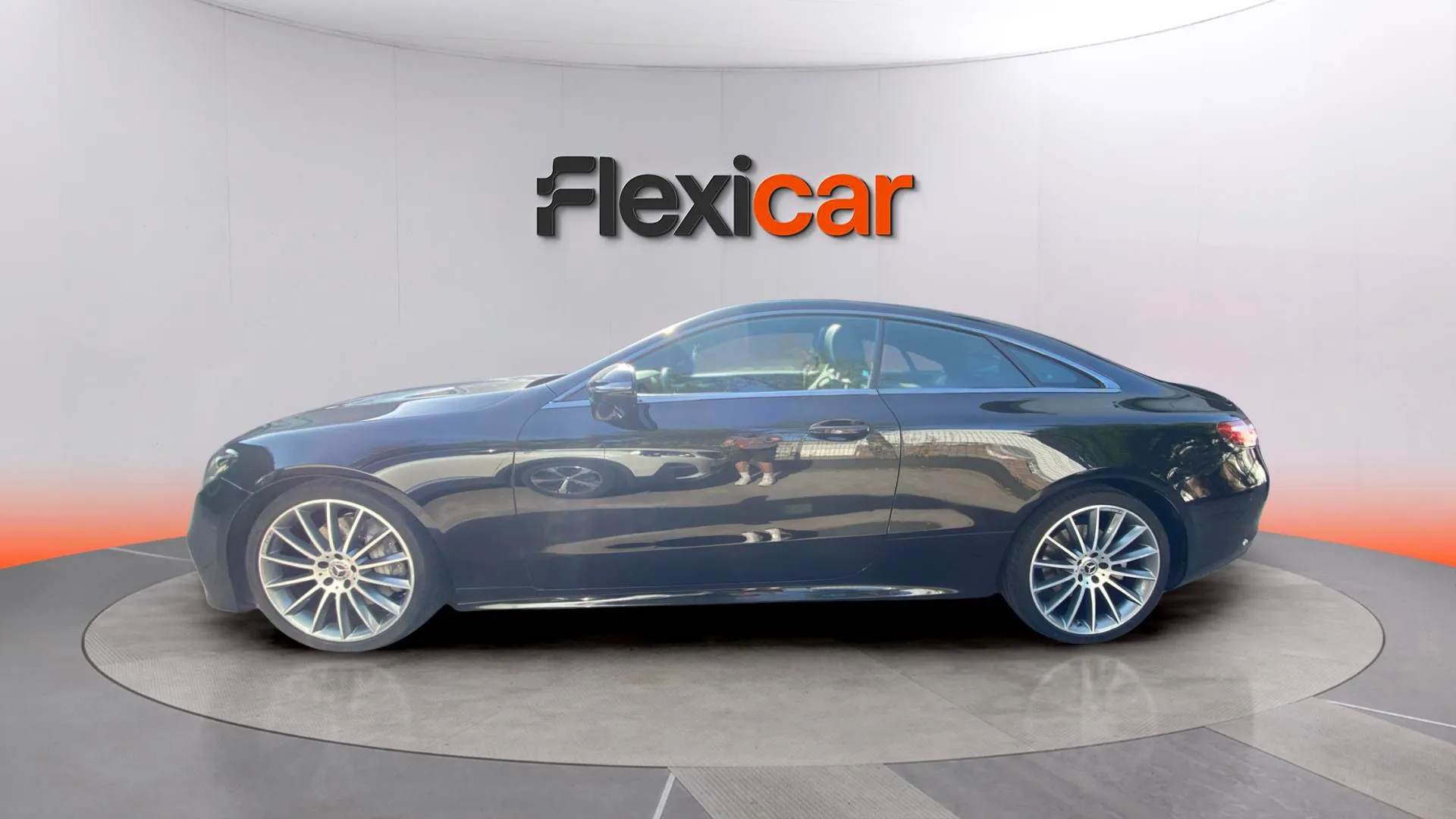 Mercedes-Benz Clase E Coupé E 350 - foto 4
