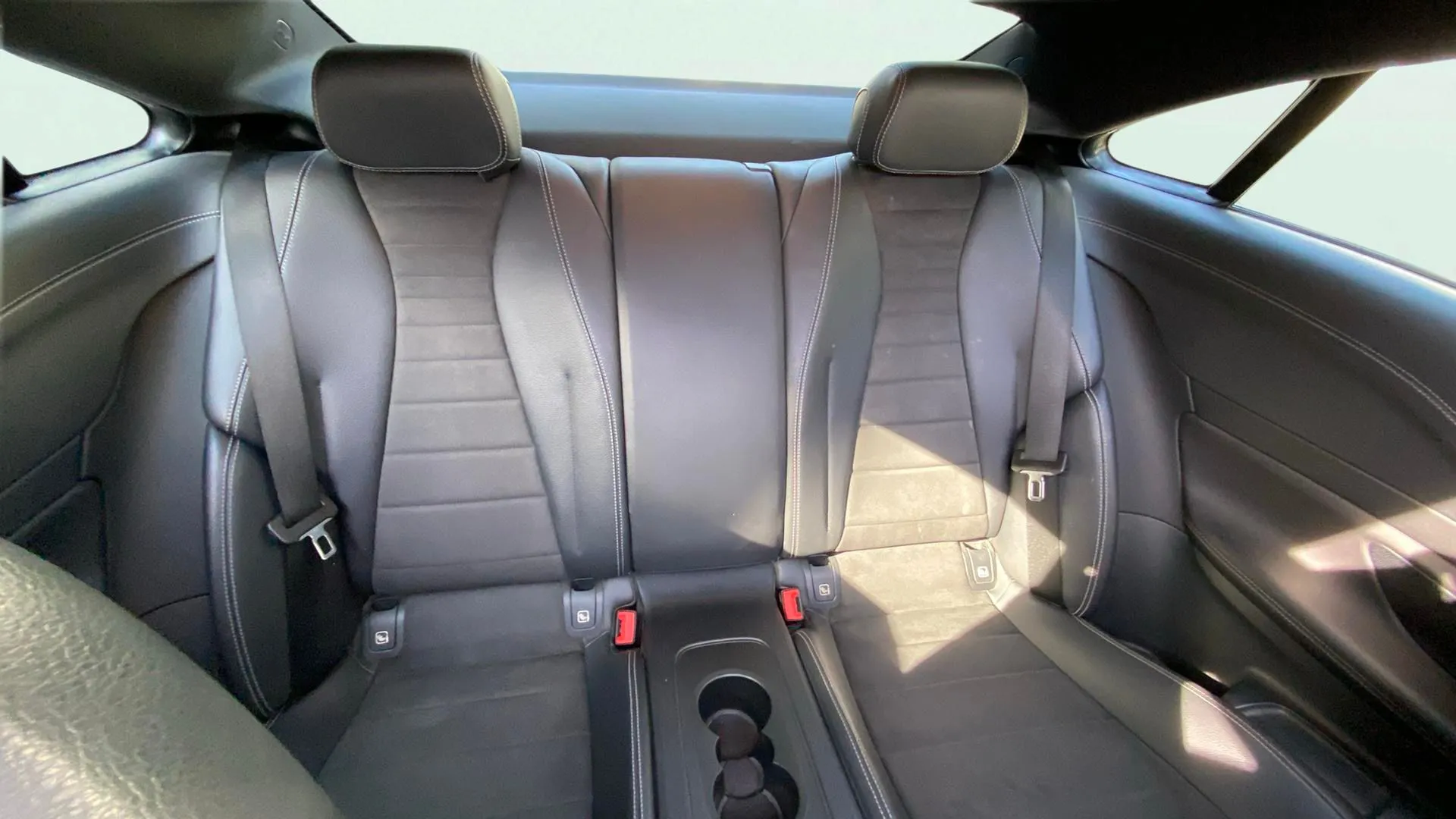 Mercedes-Benz Clase E Coupé E 350 - foto 24