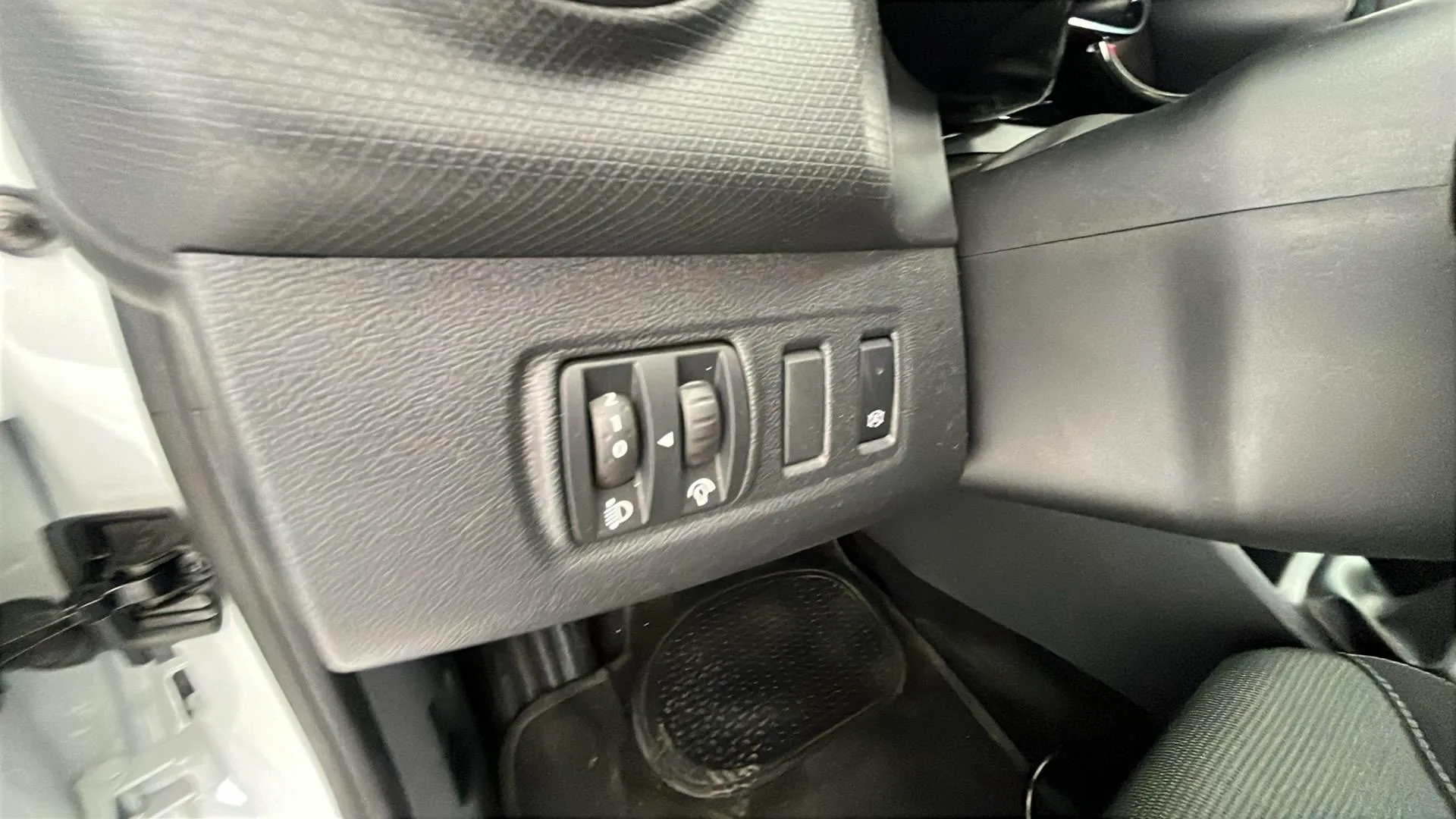 Renault Clio Business dCi -18 - foto 22