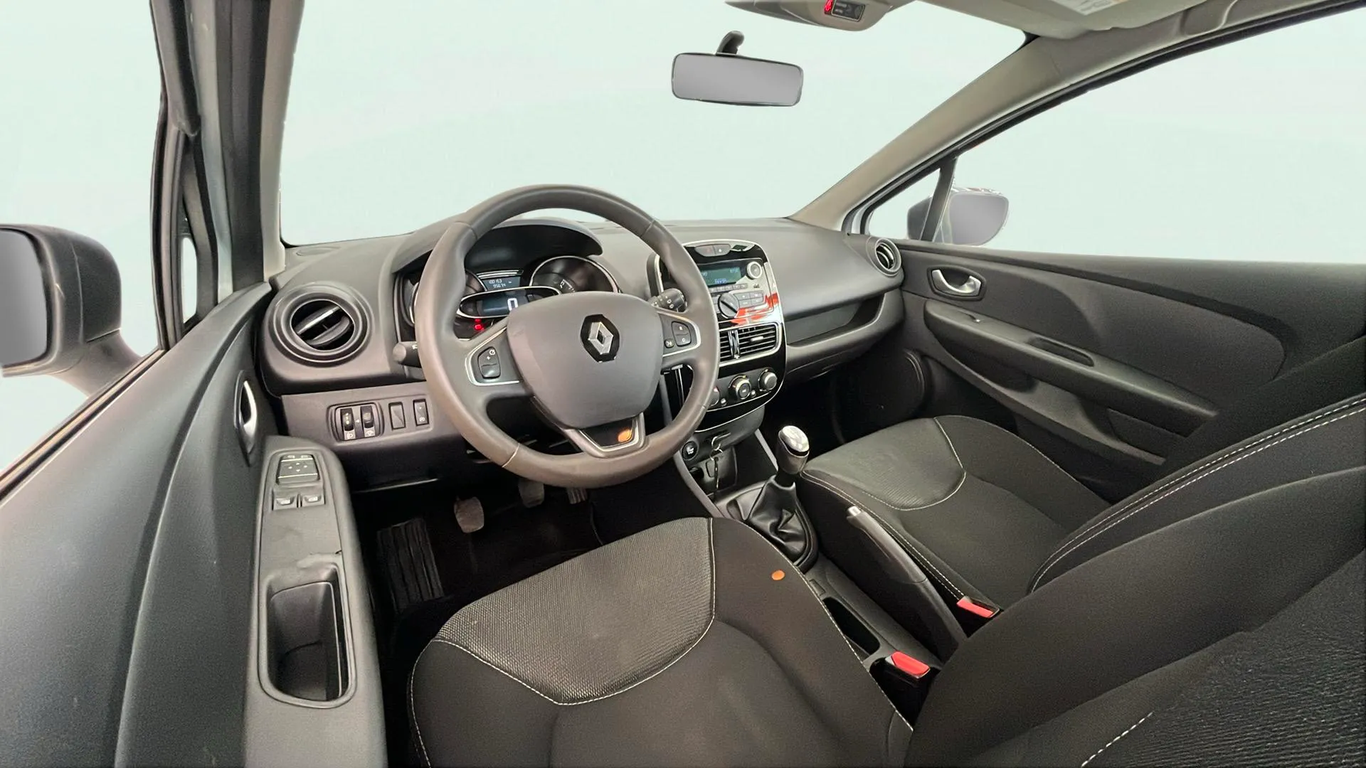 Renault Clio Business dCi -18 - foto 19