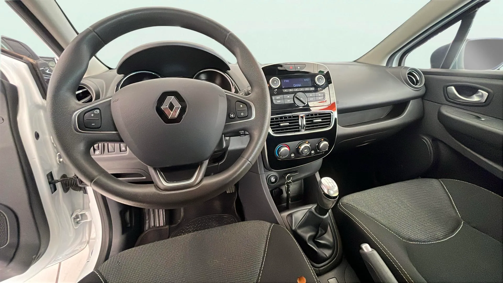 Renault Clio Business dCi -18 - foto 16