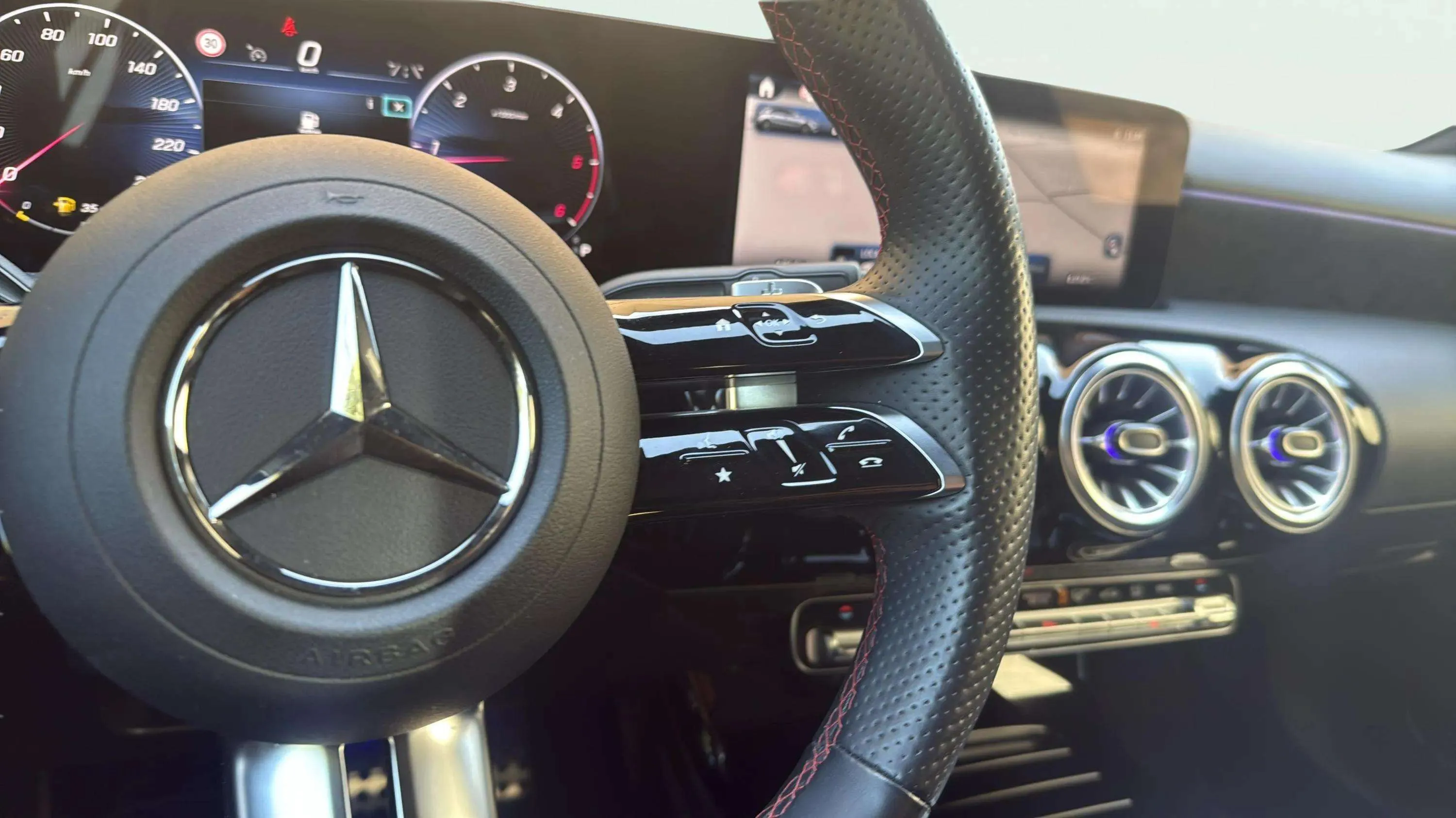 Mercedes-Benz Clase A A 200 d - foto 26