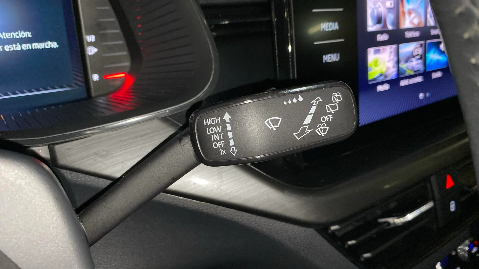 Škoda Kamiq 1.5 TSI DSG Scout - foto 20