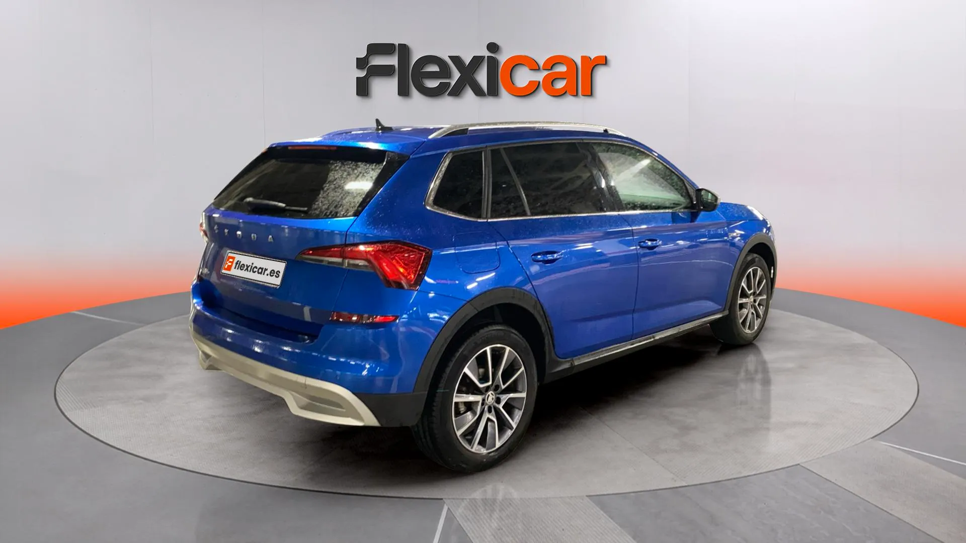 Škoda Kamiq 1.5 TSI DSG Scout - foto 8