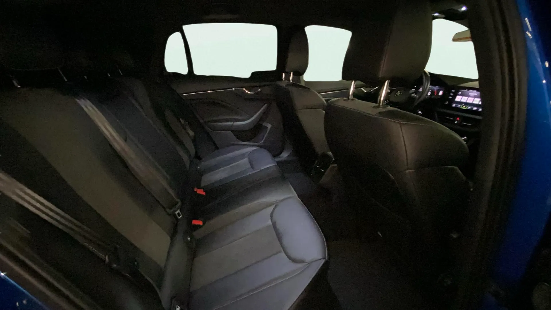 Škoda Kamiq 1.5 TSI DSG Scout - foto 24
