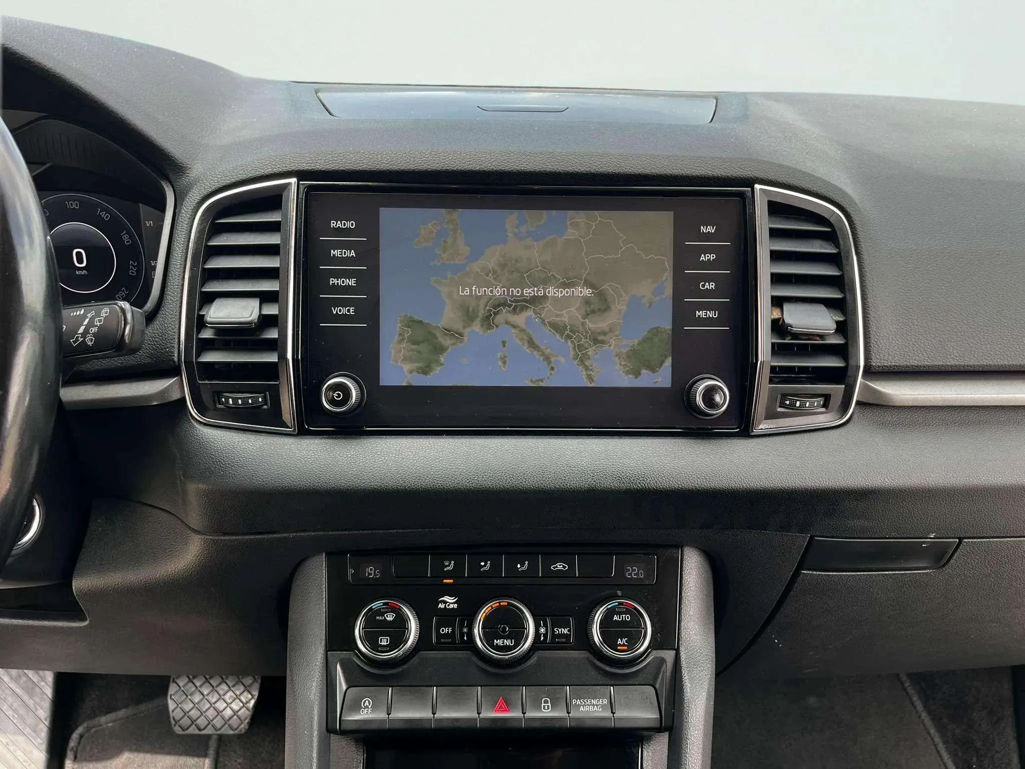 Škoda Karoq 2.0 TDI DSG 4x4 Ambition - foto 15