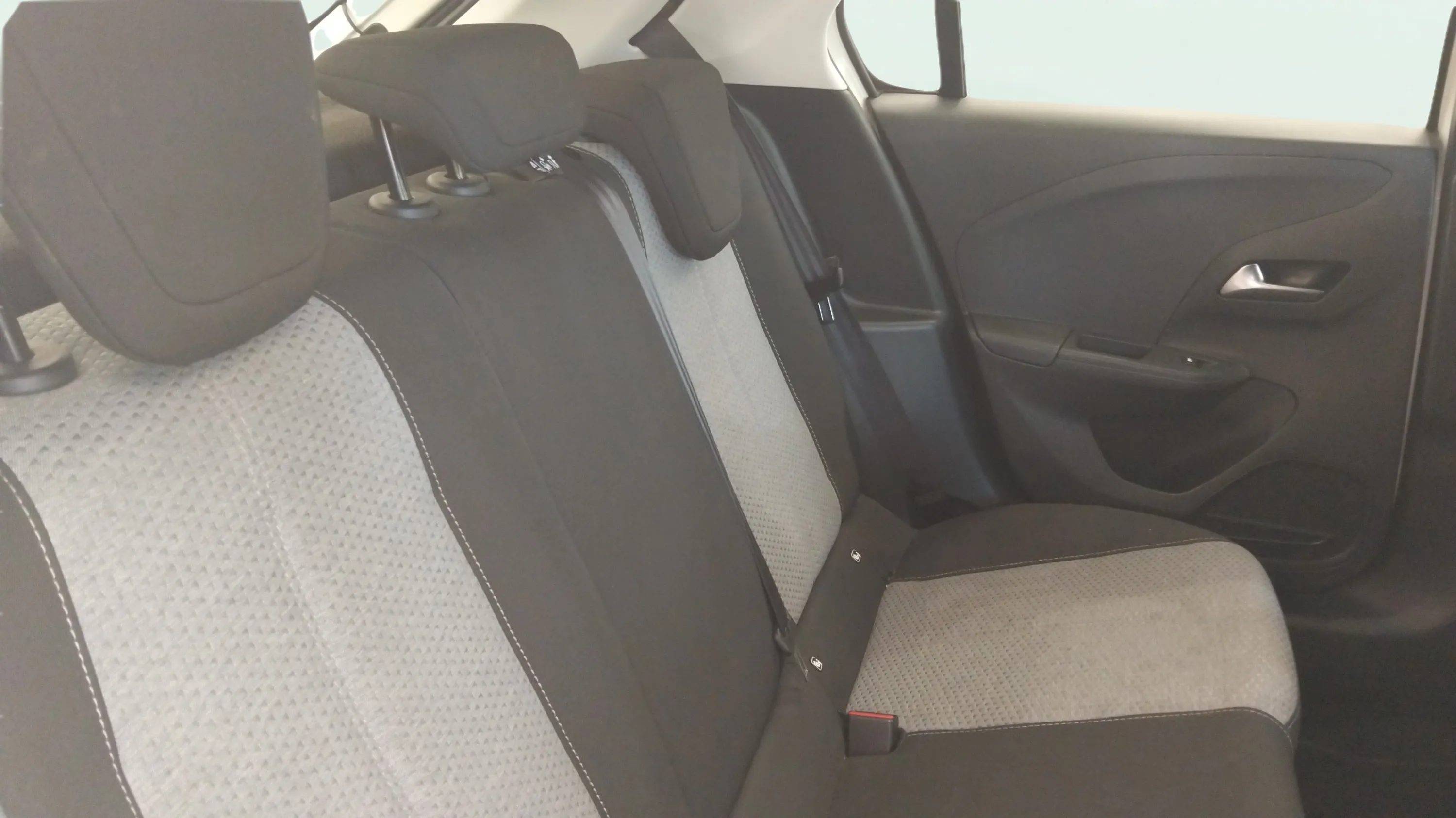 Opel Corsa 1.2T XHL Edition - foto 9