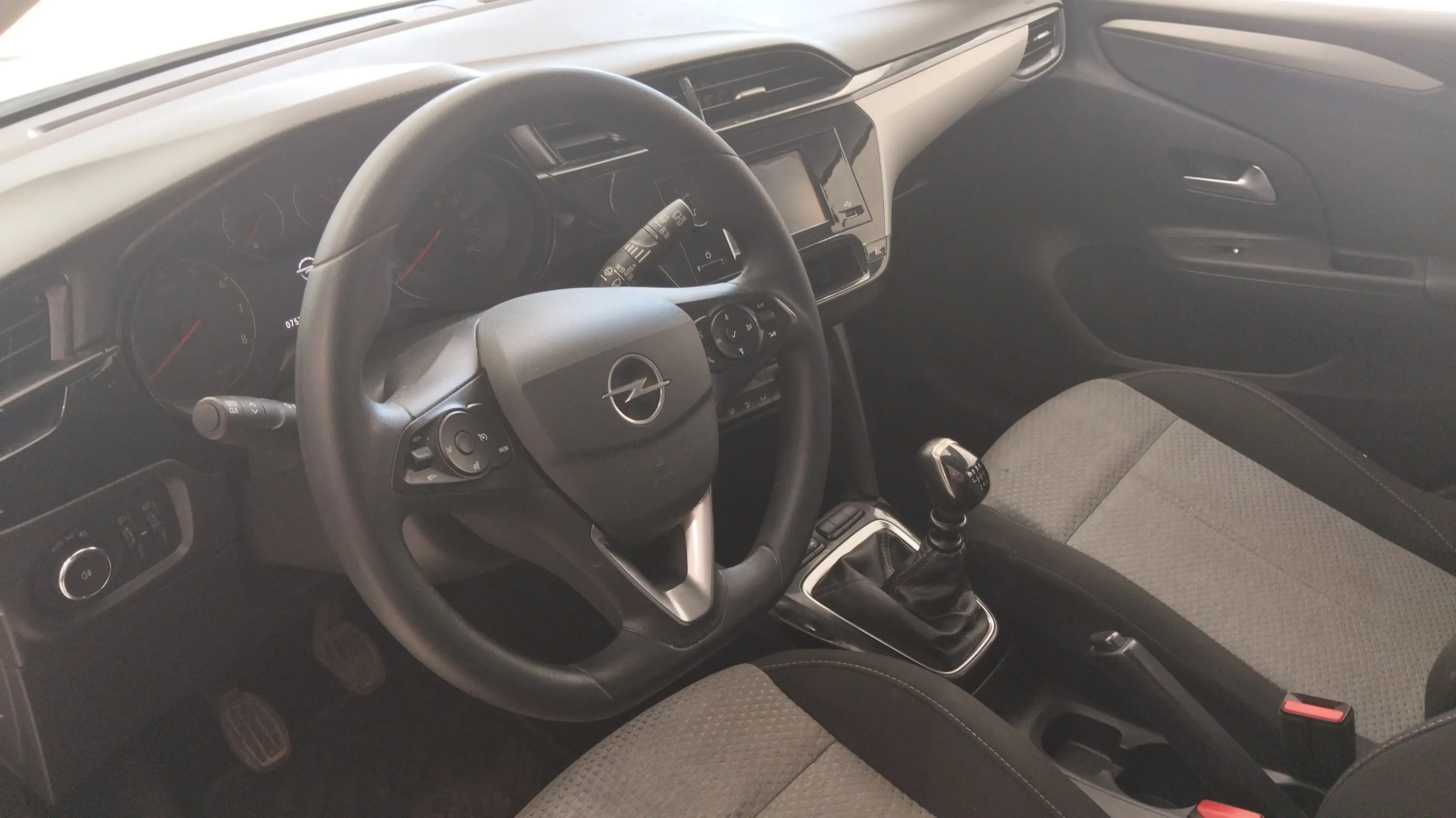 Opel Corsa 1.2T XHL Edition - foto 7