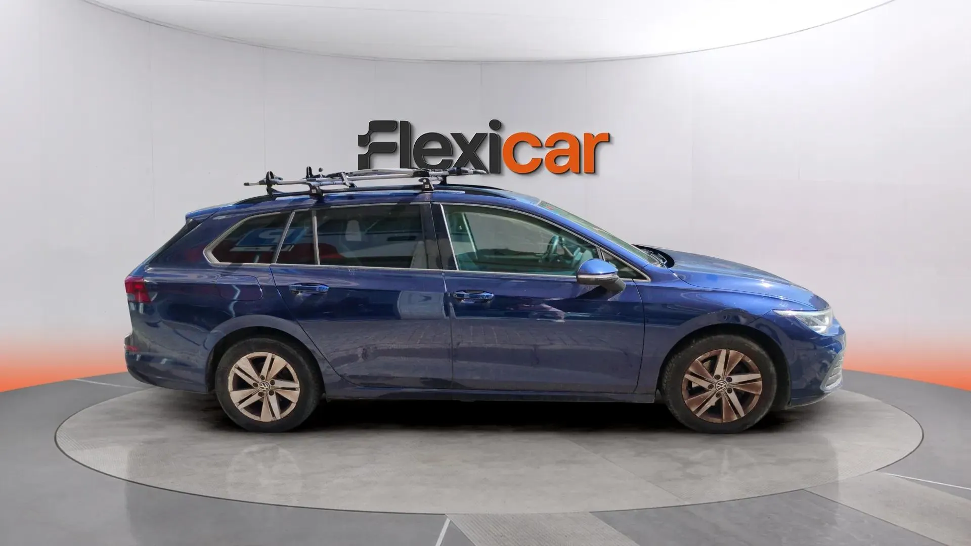 Volkswagen Golf Life 1.0 eTSI DSG Variant - foto 2