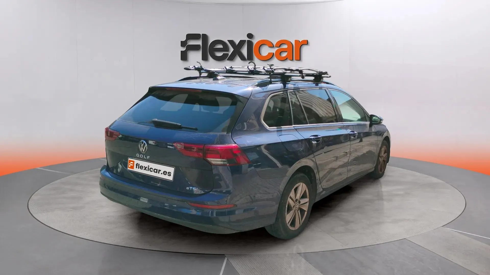 Volkswagen Golf Life 1.0 eTSI DSG Variant - foto 3