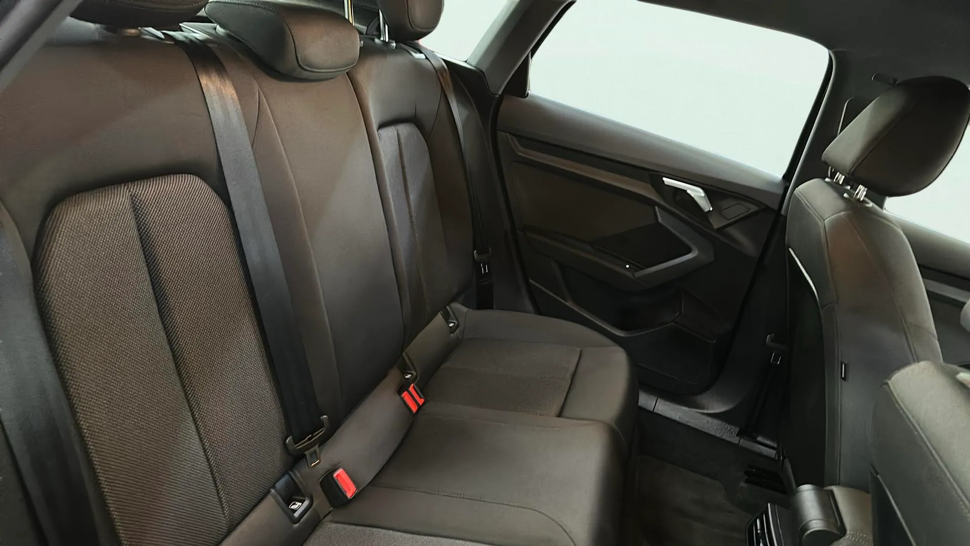 Audi A3 Sportback 30 TDI - foto 11