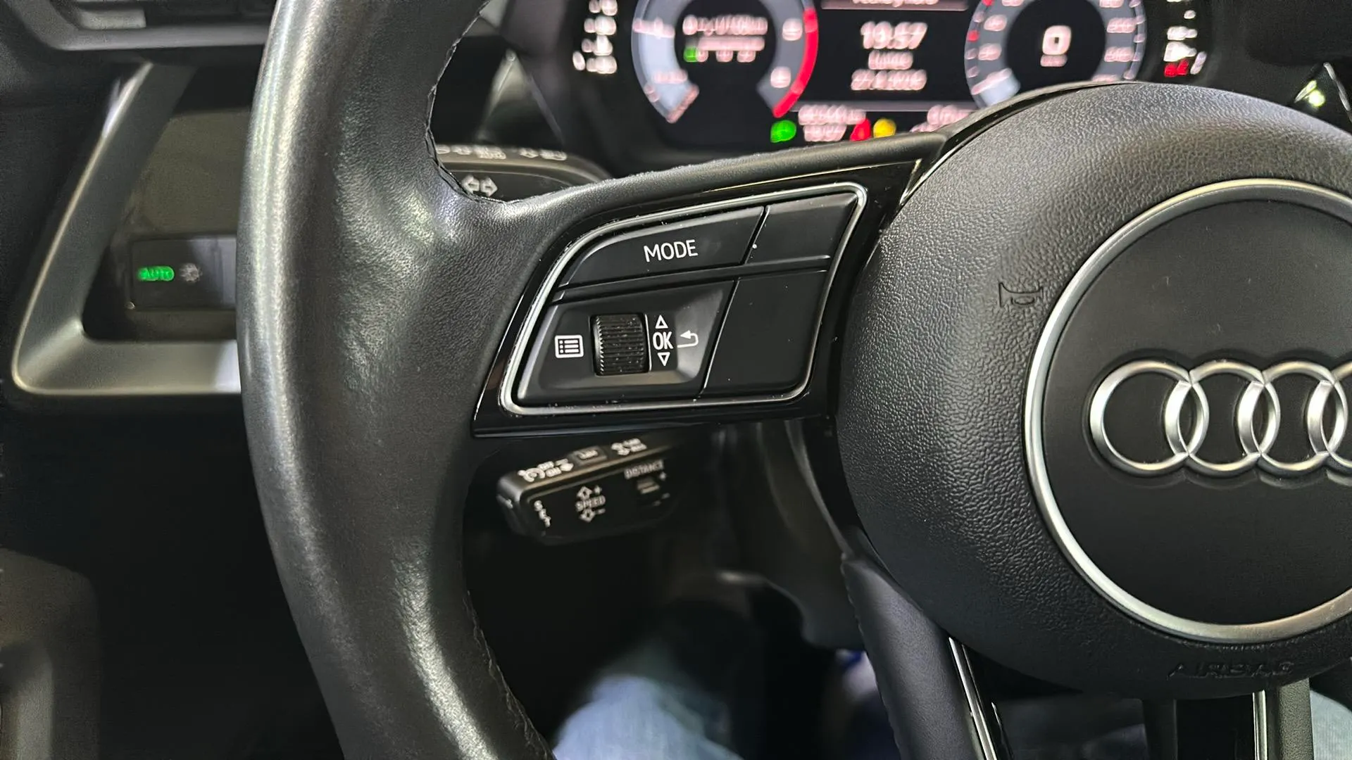 Audi A3 Sportback 30 TDI - foto 16