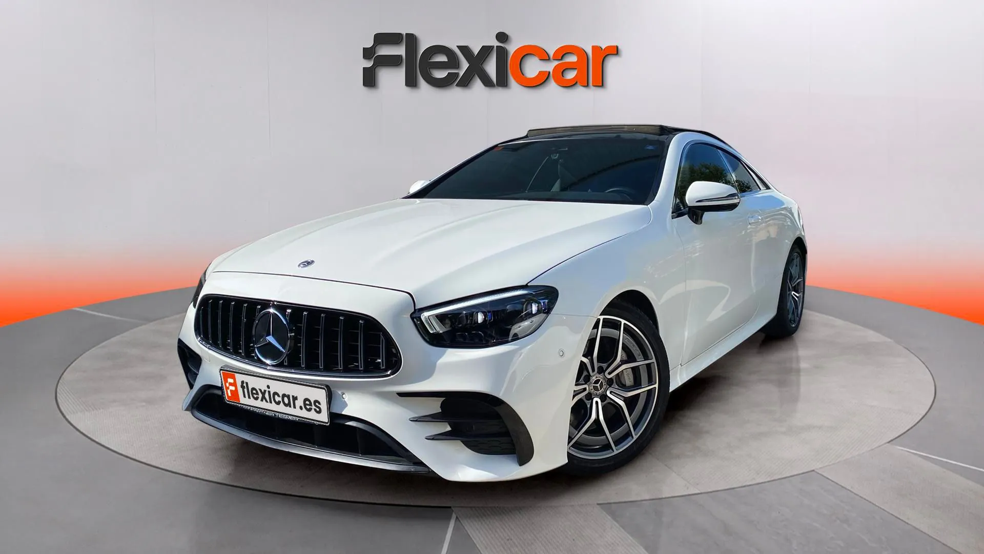 Mercedes-Benz Clase E Coupé E 300 - foto 3