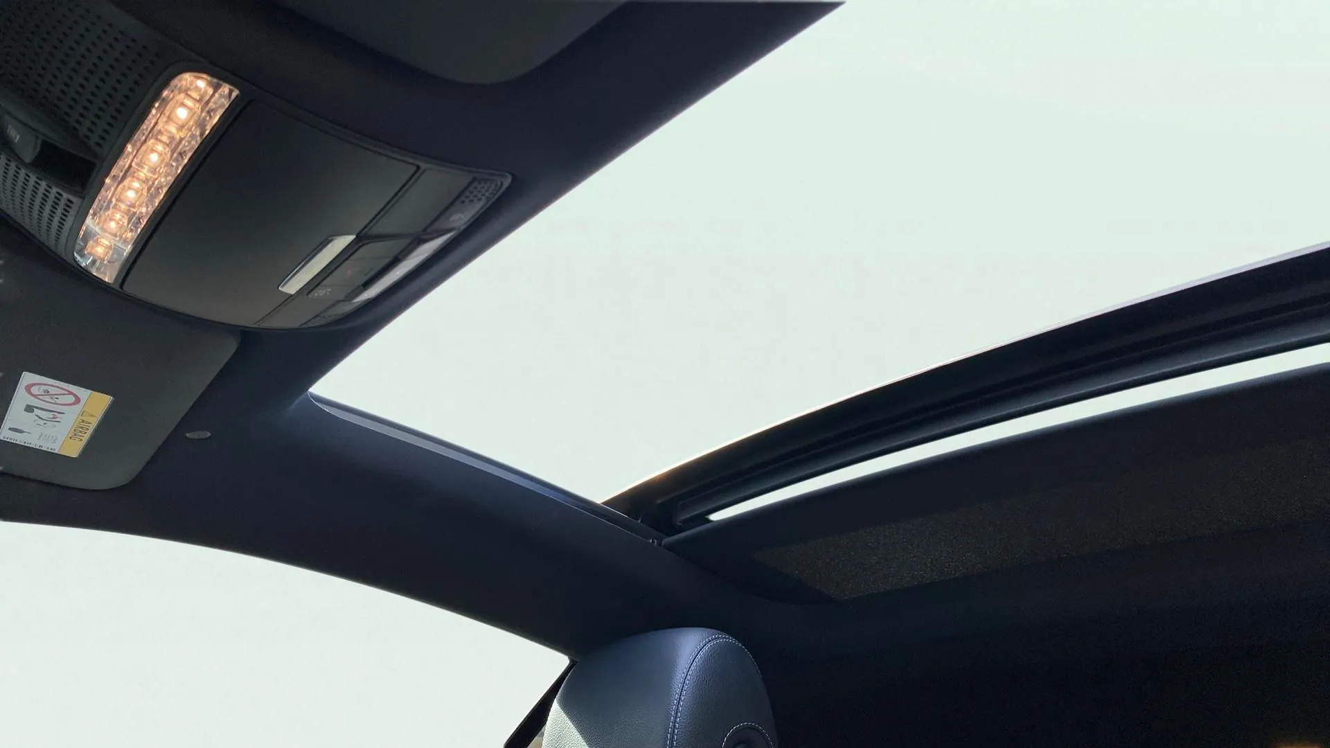 Mercedes-Benz Clase E Coupé E 300 - foto 28