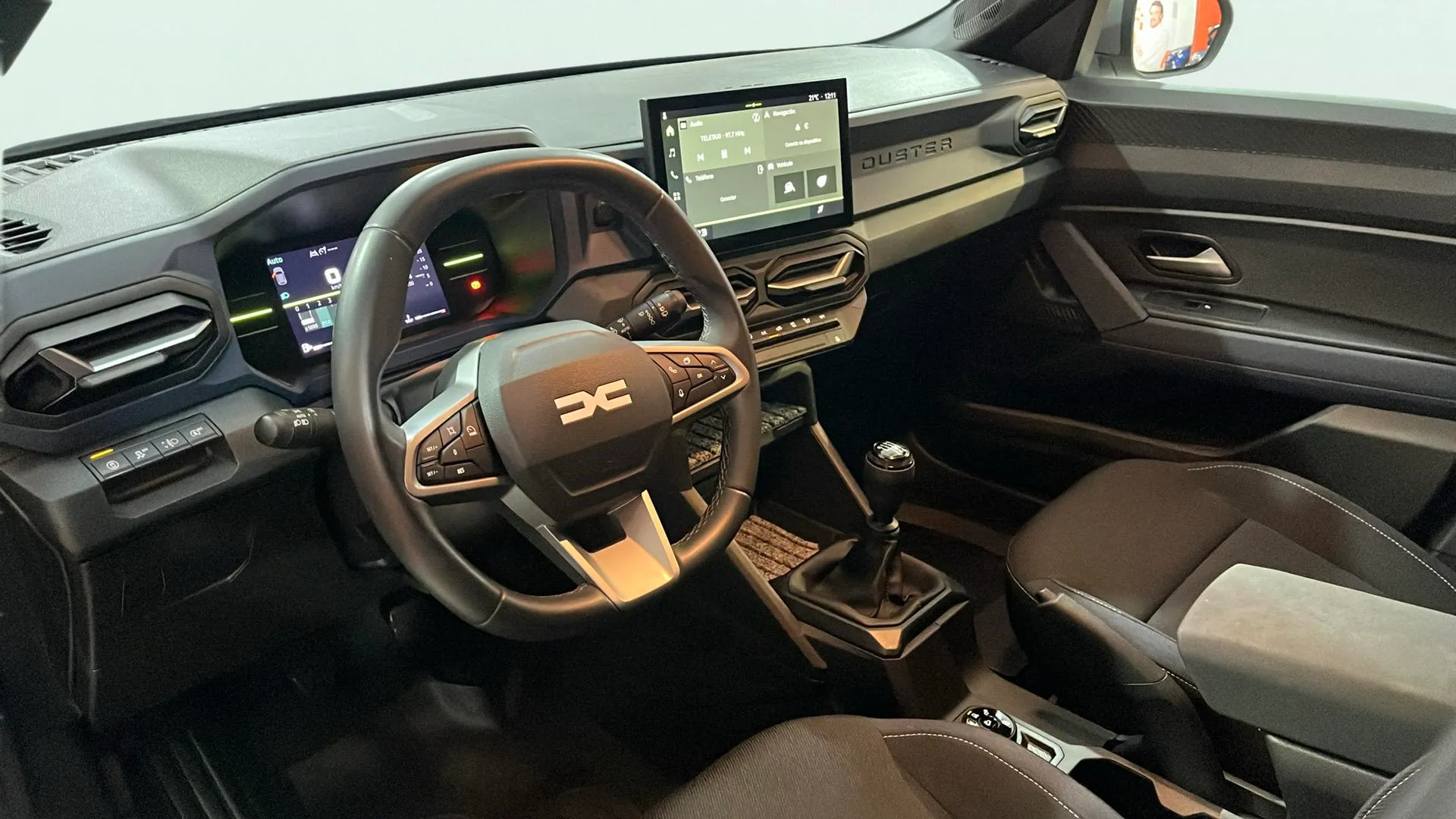 Dacia Duster Expression TCe 48v 4x2 - foto 9