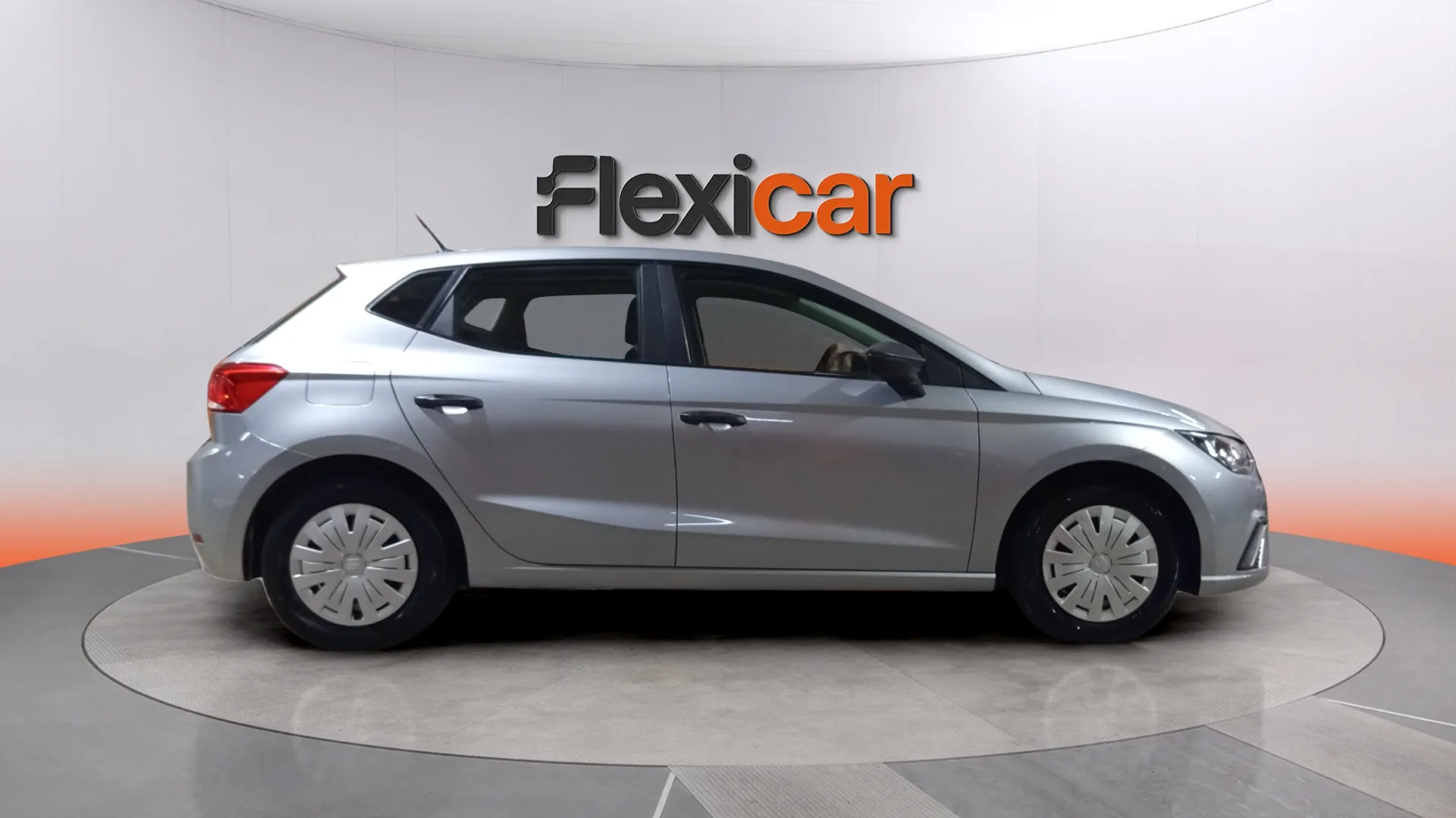 SEAT Ibiza 1.0 MPI Reference Go2 - foto 7