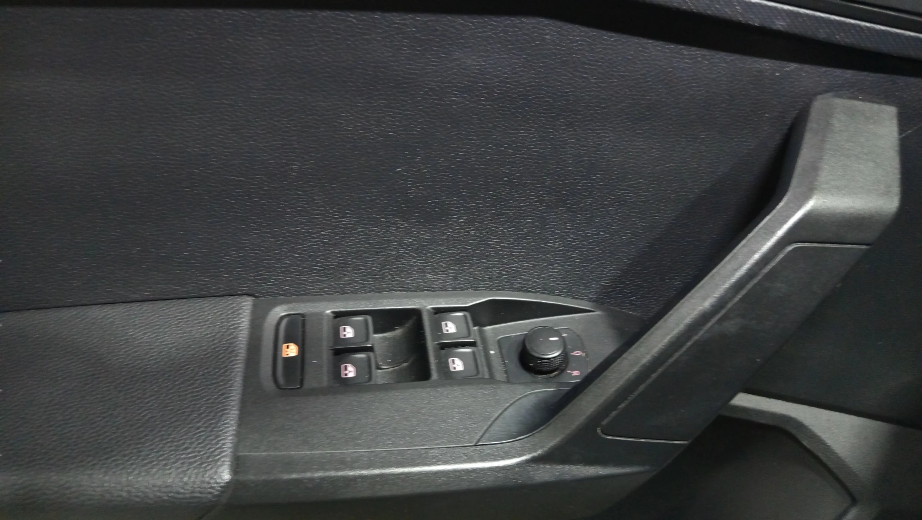 SEAT Ibiza 1.0 MPI Reference Go2 - foto 23