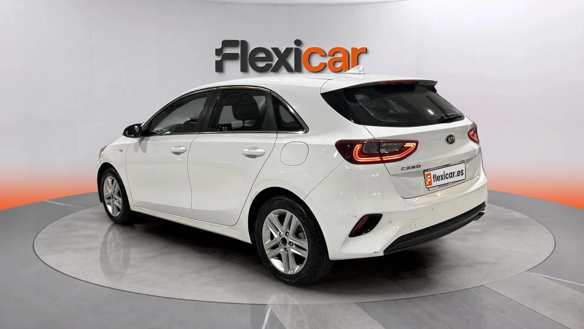Kia Ceed 1.0 T-GDi Drive - foto 5