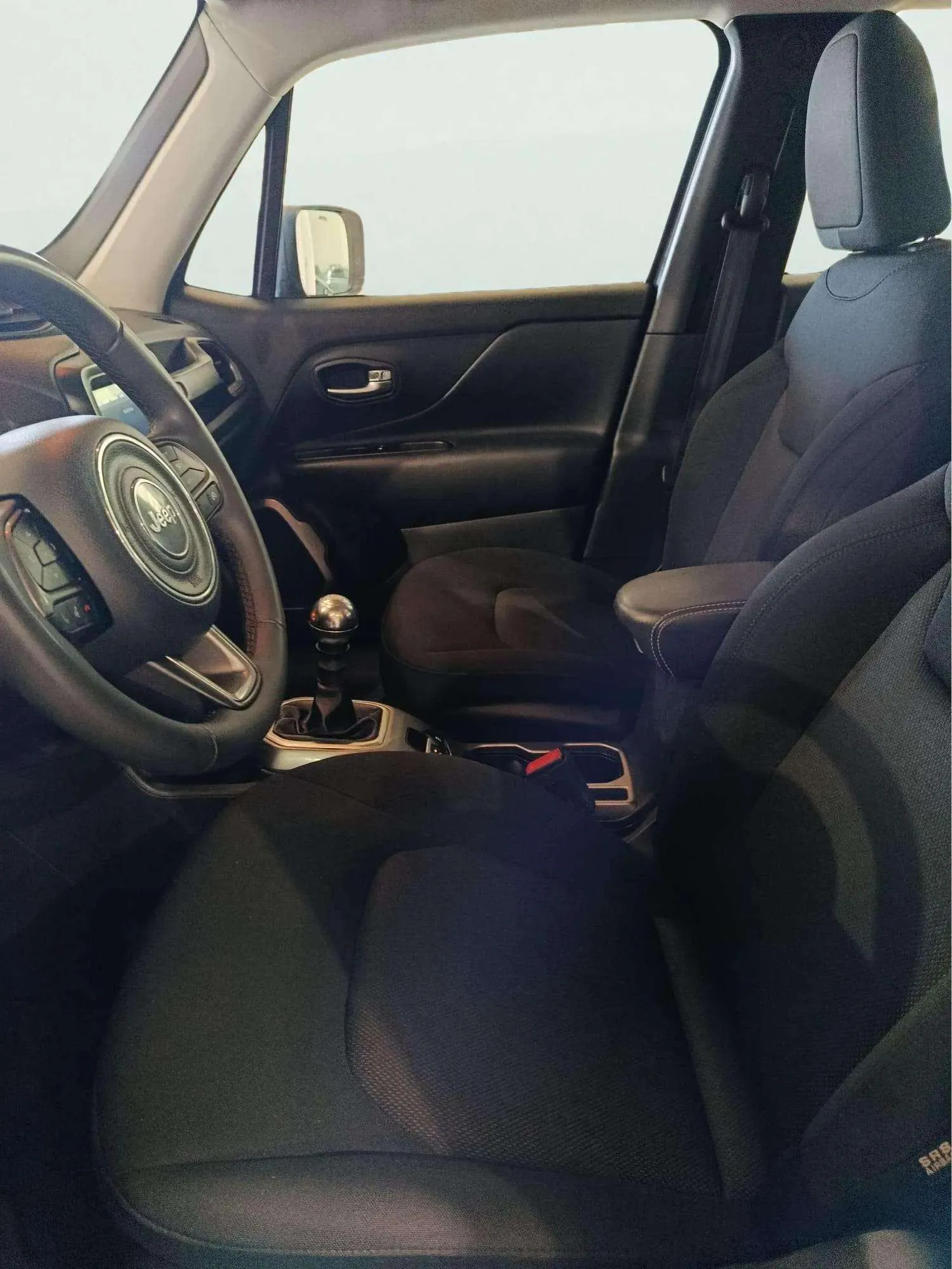 Jeep Renegade Limited 1.0G 4x2 - foto 13