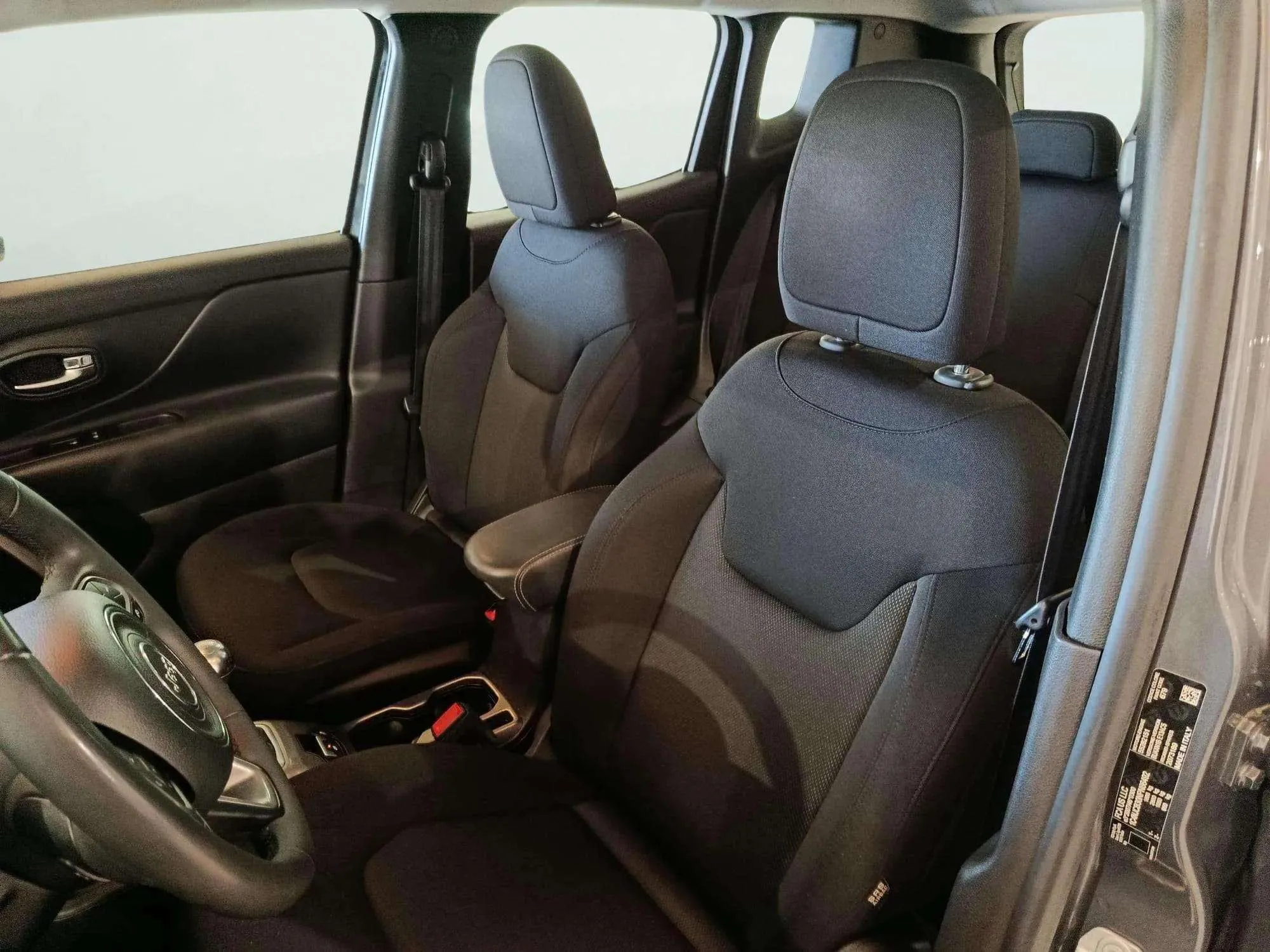 Jeep Renegade Limited 1.0G 4x2 - foto 16