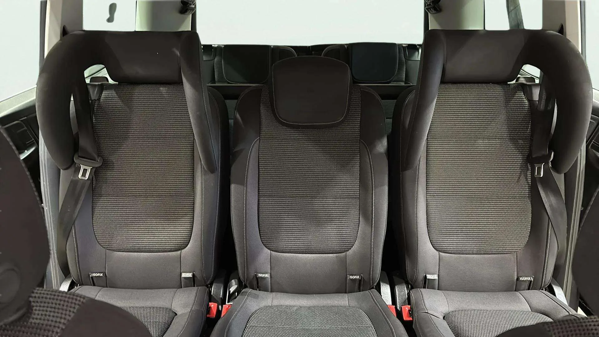 Volkswagen Sharan Advance 2.0 TDI DSG - foto 29