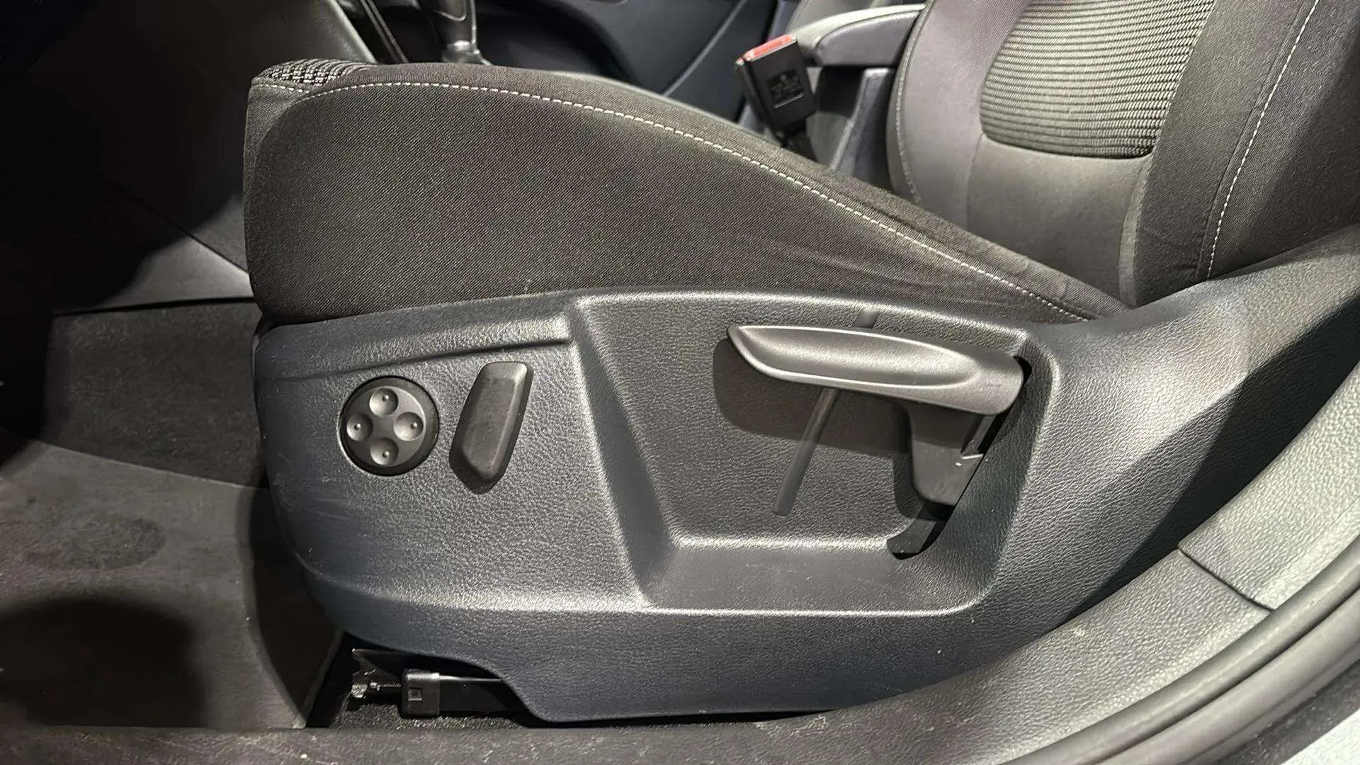 Volkswagen Sharan Advance 2.0 TDI DSG - foto 22