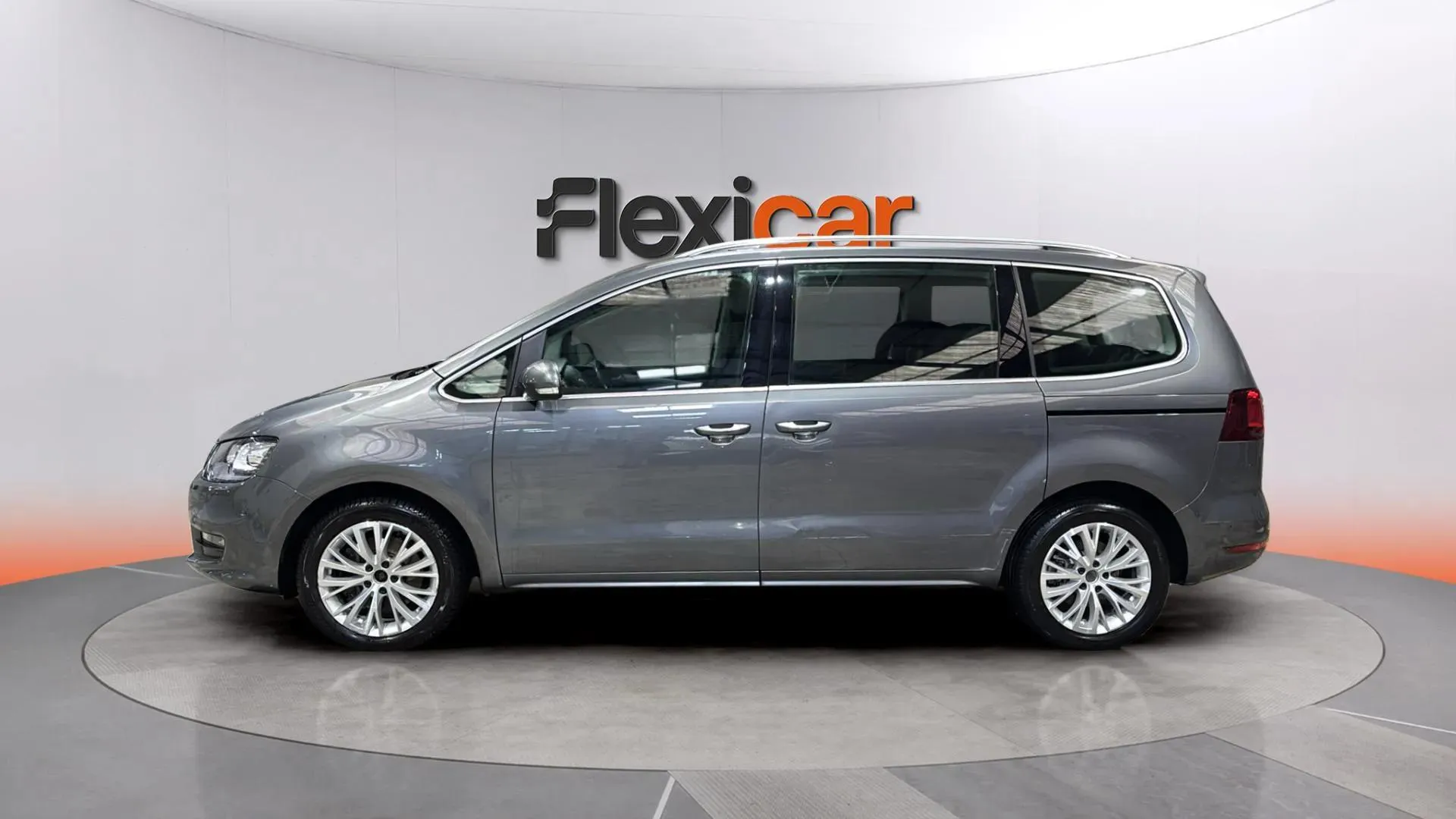 Volkswagen Sharan Advance 2.0 TDI DSG - foto 4