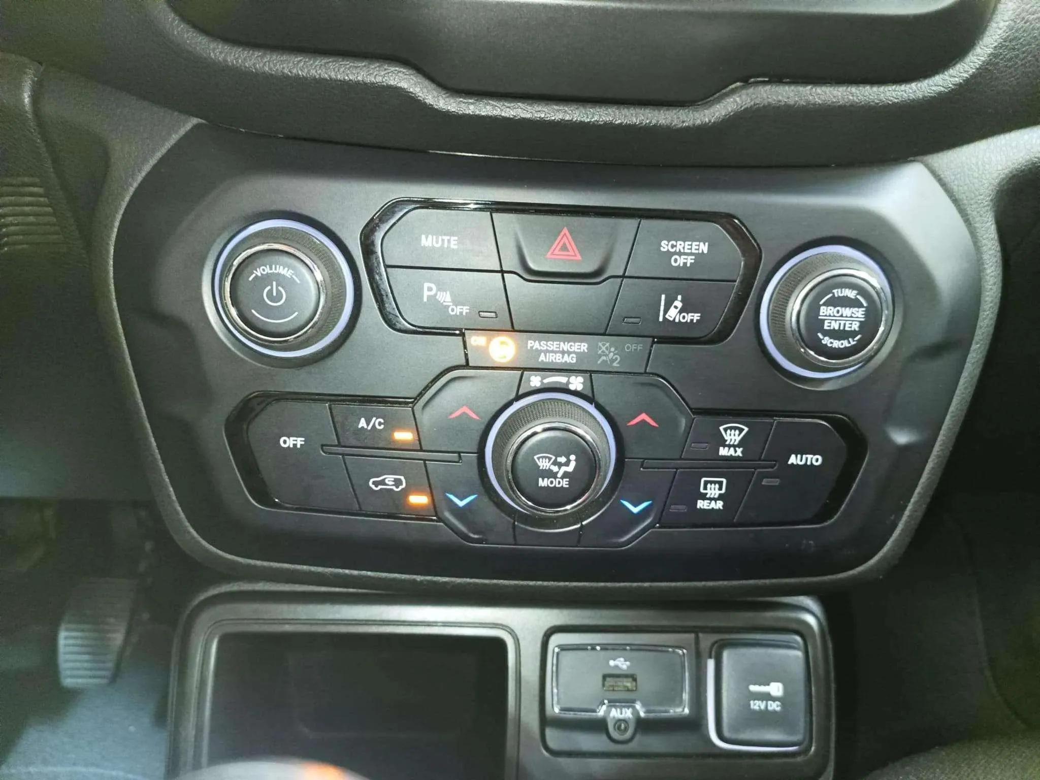 Jeep Renegade Longitude 1.0G 4x2 - foto 13