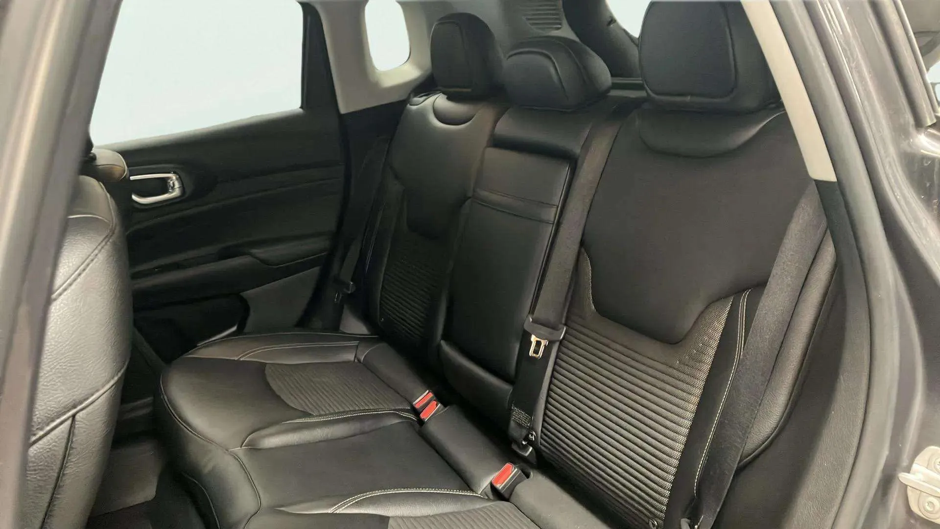 Jeep Compass eHybrid 1.5 MHEV Night Eagle Dct - foto 10