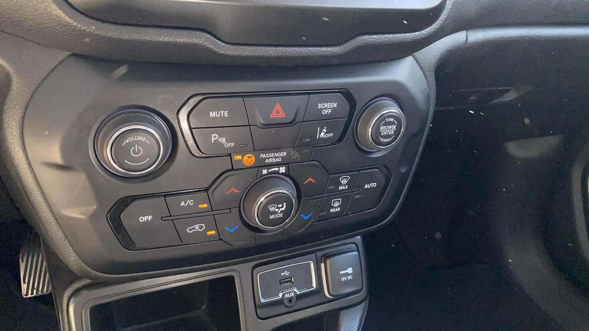 Jeep Renegade Longitude 1.0G 4x2 - foto 16