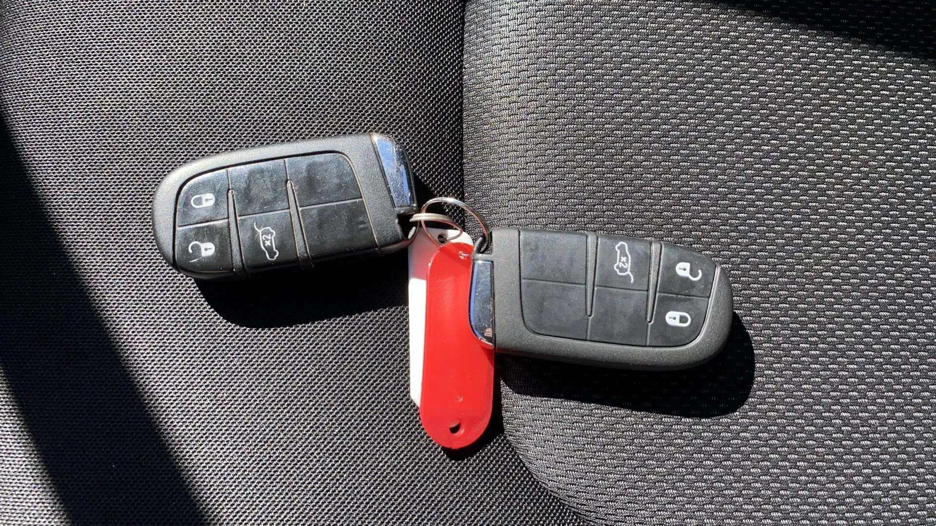 Jeep Renegade Longitude 1.0G 4x2 - foto 25