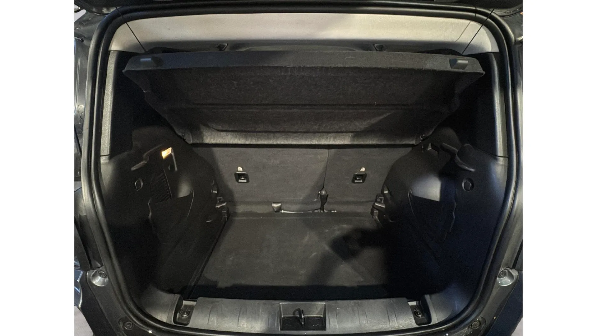 Jeep Renegade Longitude eHybrid 1.5 ATX - foto 15
