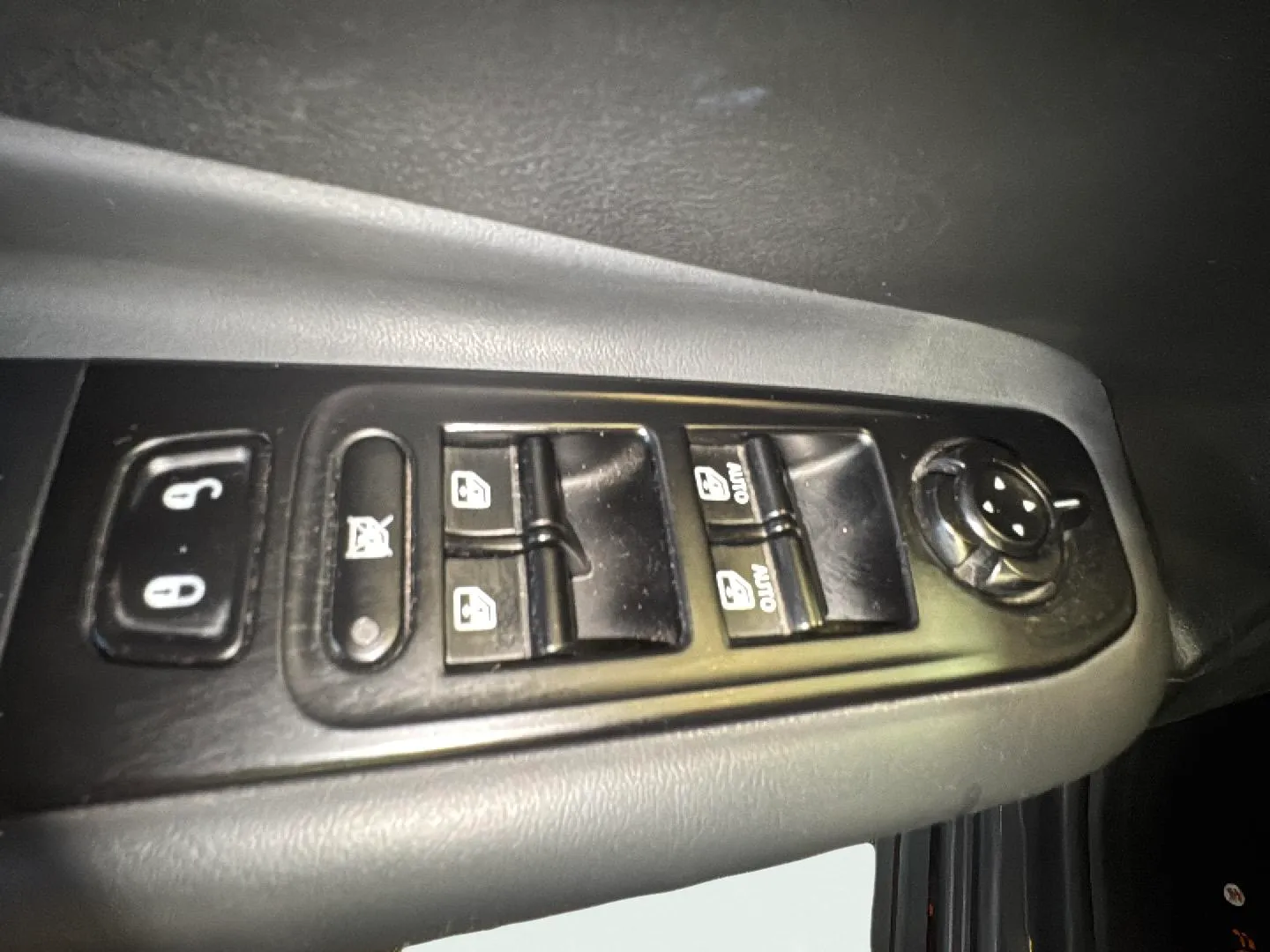 Jeep Renegade Longitude eHybrid 1.5 ATX - foto 18
