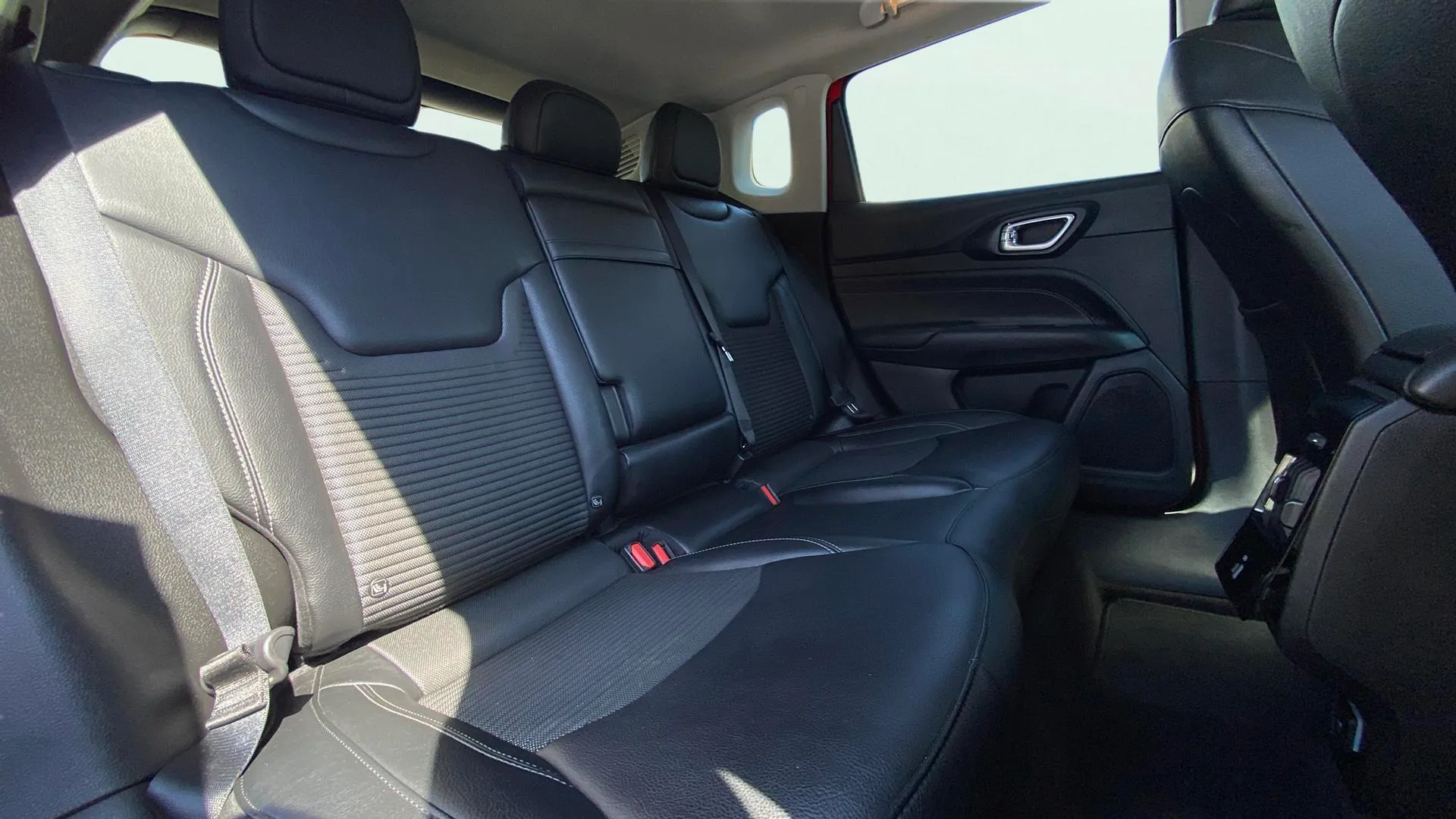 Jeep Compass eHybrid 1.5 MHEV Night Eagle Dct - foto 14