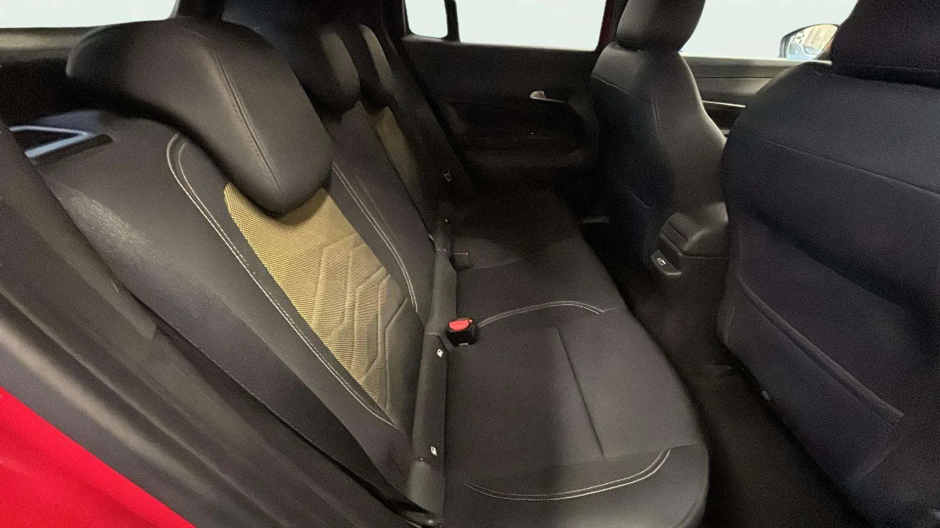 Jeep Avenger 1.2 G Summit - foto 16