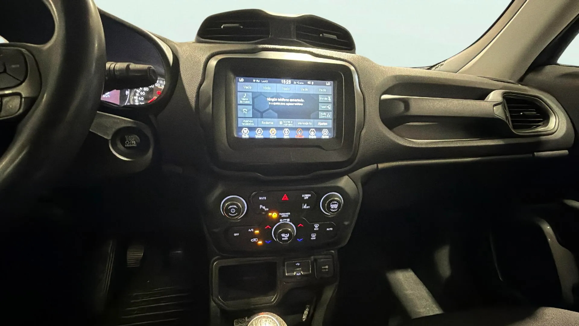 Jeep Renegade Longitude 1.0G 4x2 - foto 12