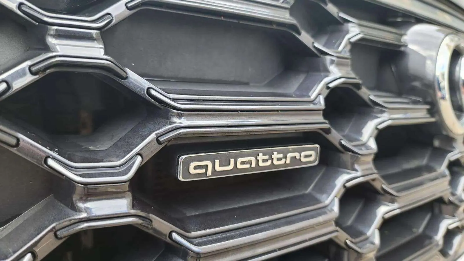 Audi Q5 40 TDI quattro-ultra - foto 33
