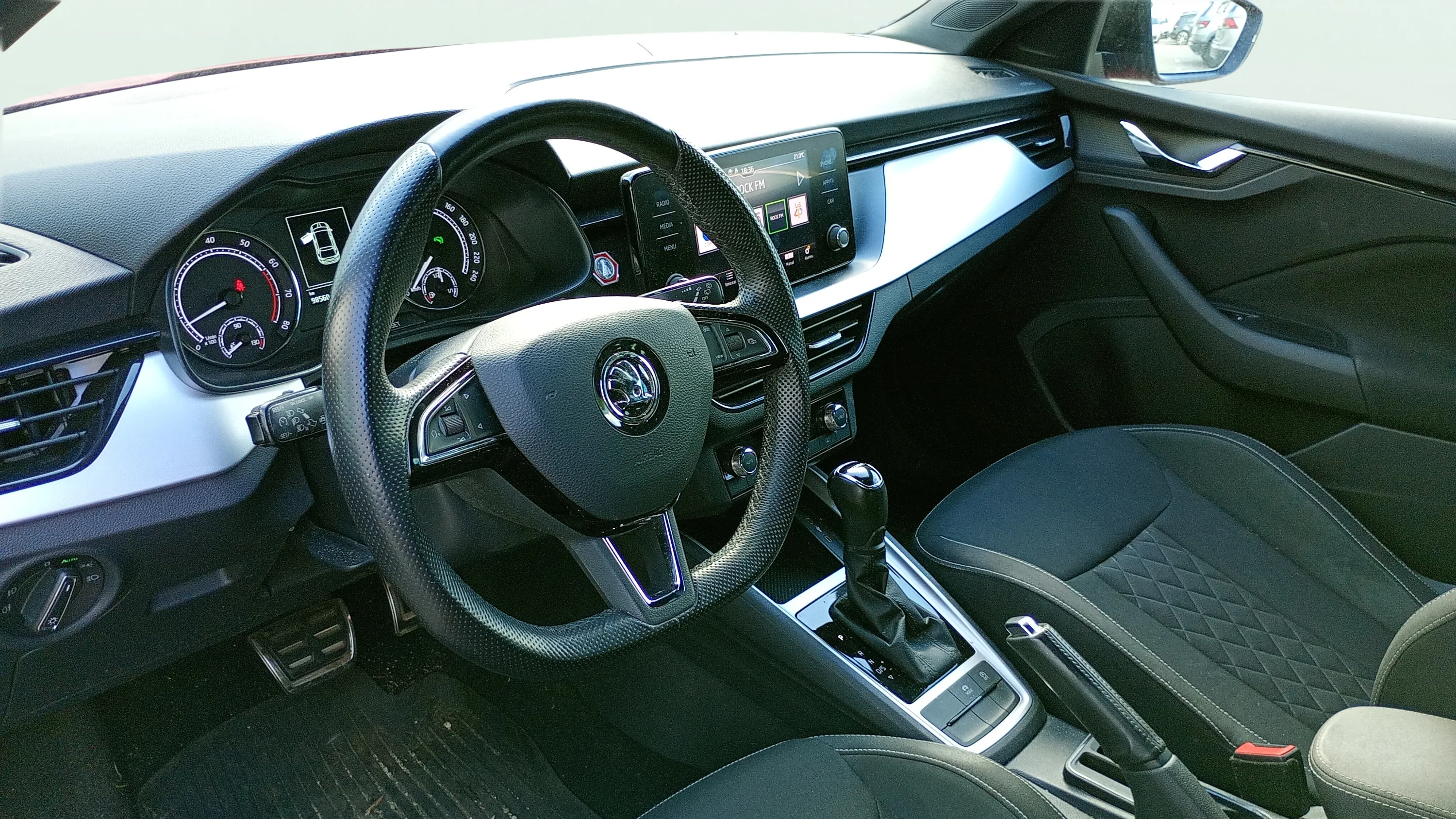 Škoda Scala 1.5 TSI DSG Ambition - foto 8