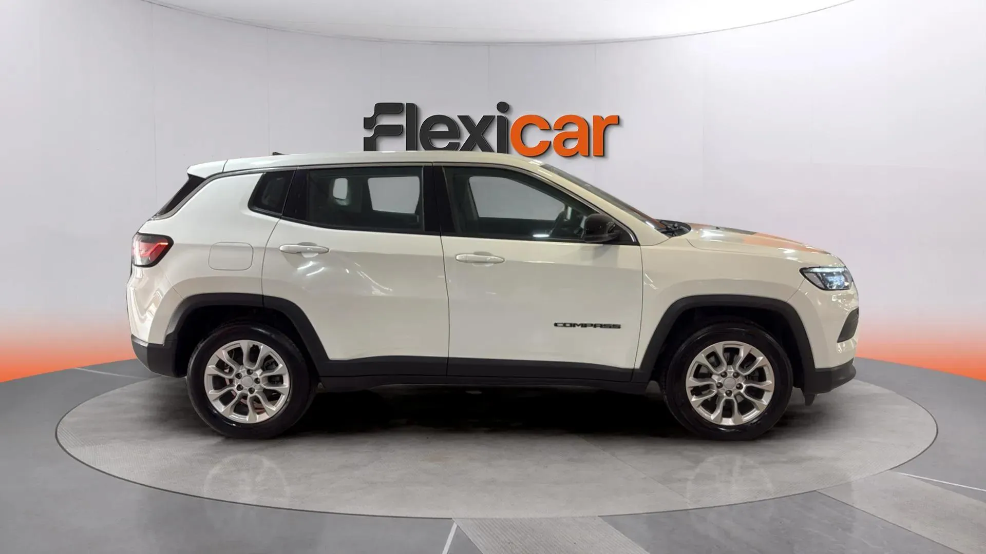 Jeep Compass 1.3 Gse T4 Longitude FWD - foto 3