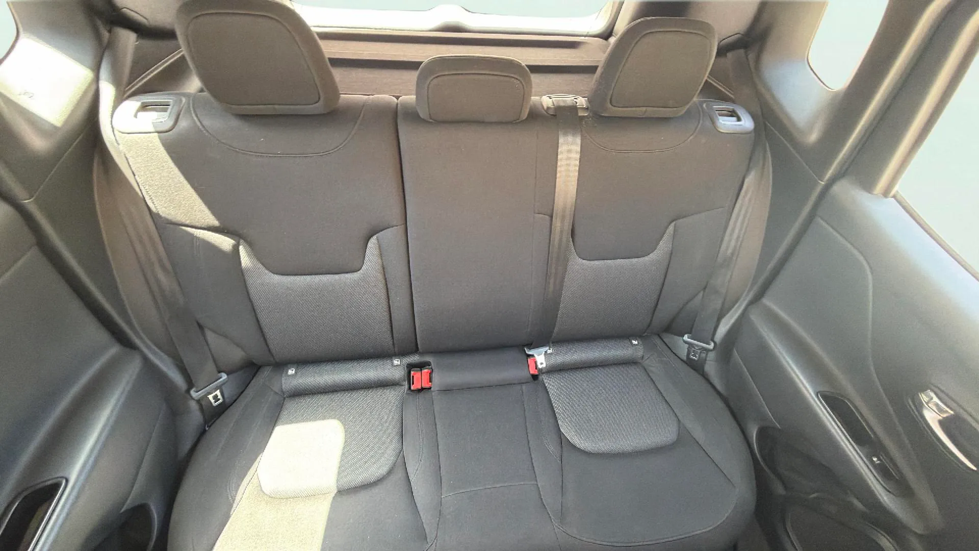 Jeep Renegade Longitude 1.0G 4x2 - foto 12
