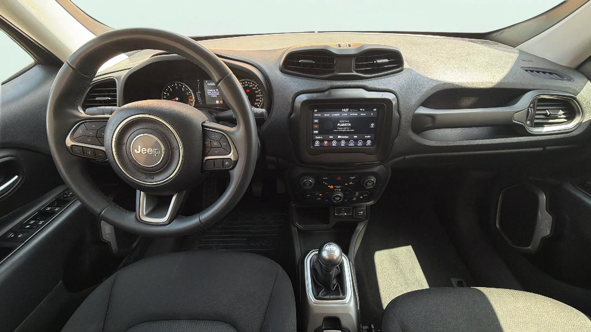Jeep Renegade Longitude 1.0G 4x2 - foto 13