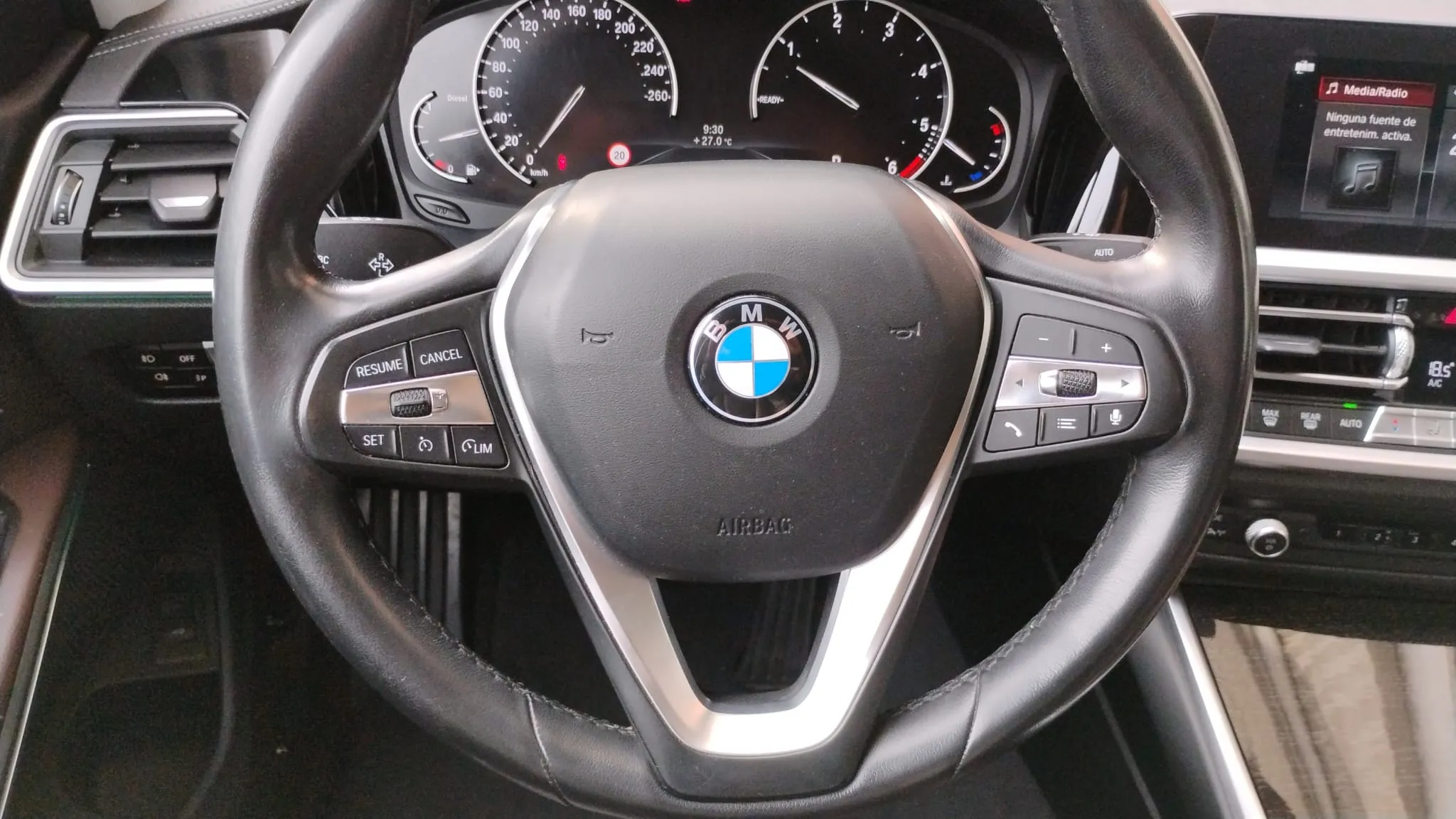 BMW Serie 3 318d - foto 11