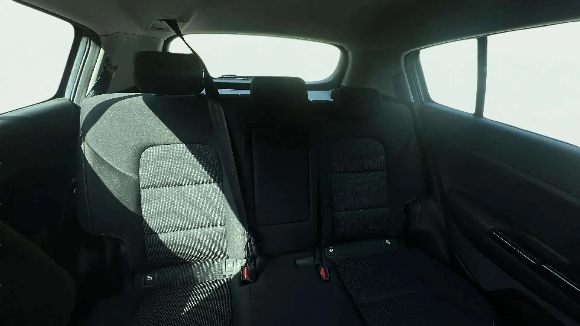 Kia Sportage 1.6 MHEV Drive Plus 4x2 - foto 11