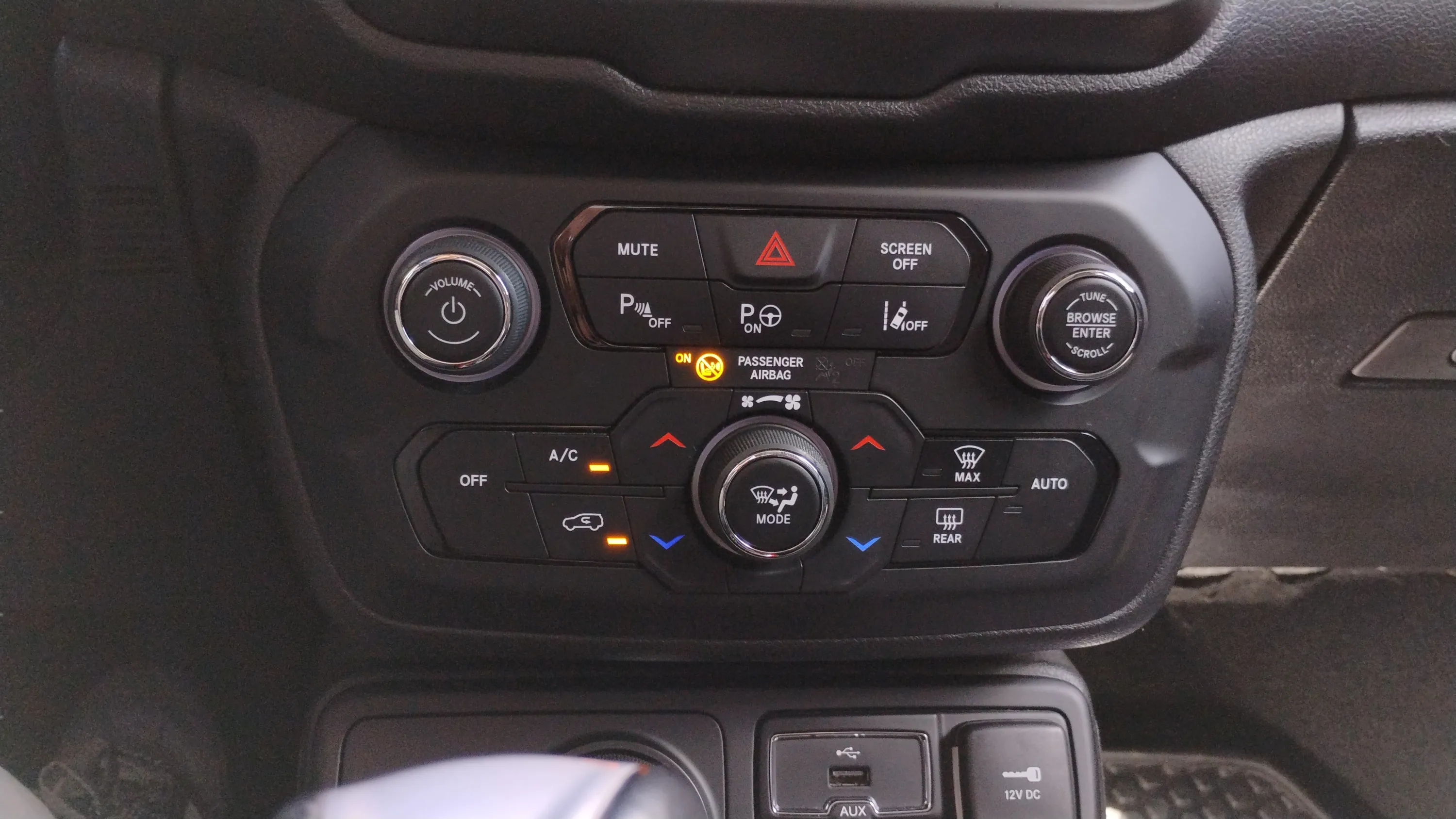 Jeep Renegade Trailhawk 1.3 PHEV AWD - foto 23