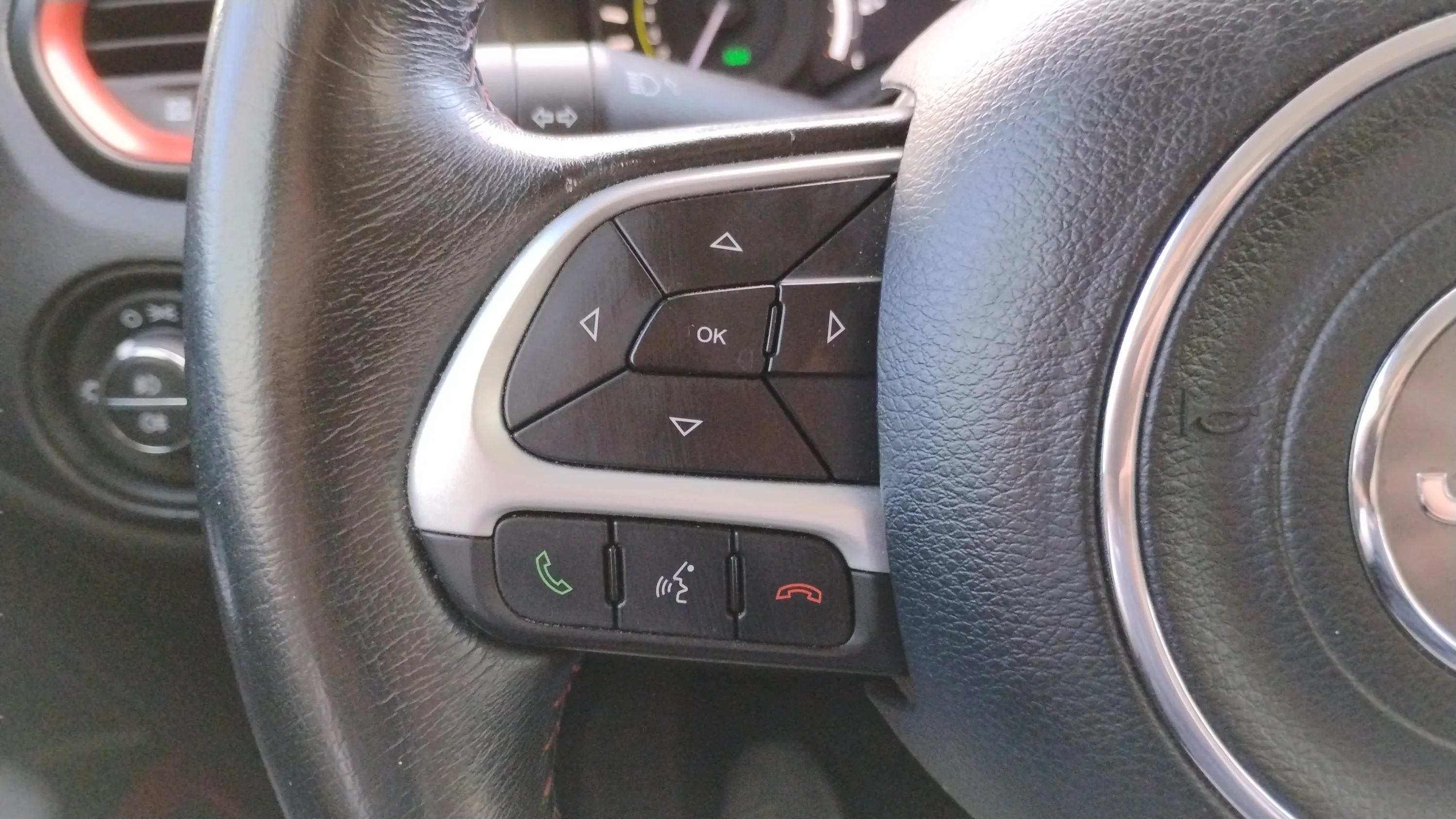 Jeep Renegade Trailhawk 1.3 PHEV AWD - foto 20