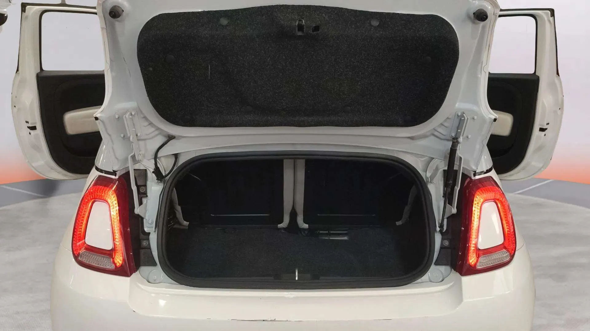Fiat 500 Dolcevita 1.0 Hybrid - foto 11