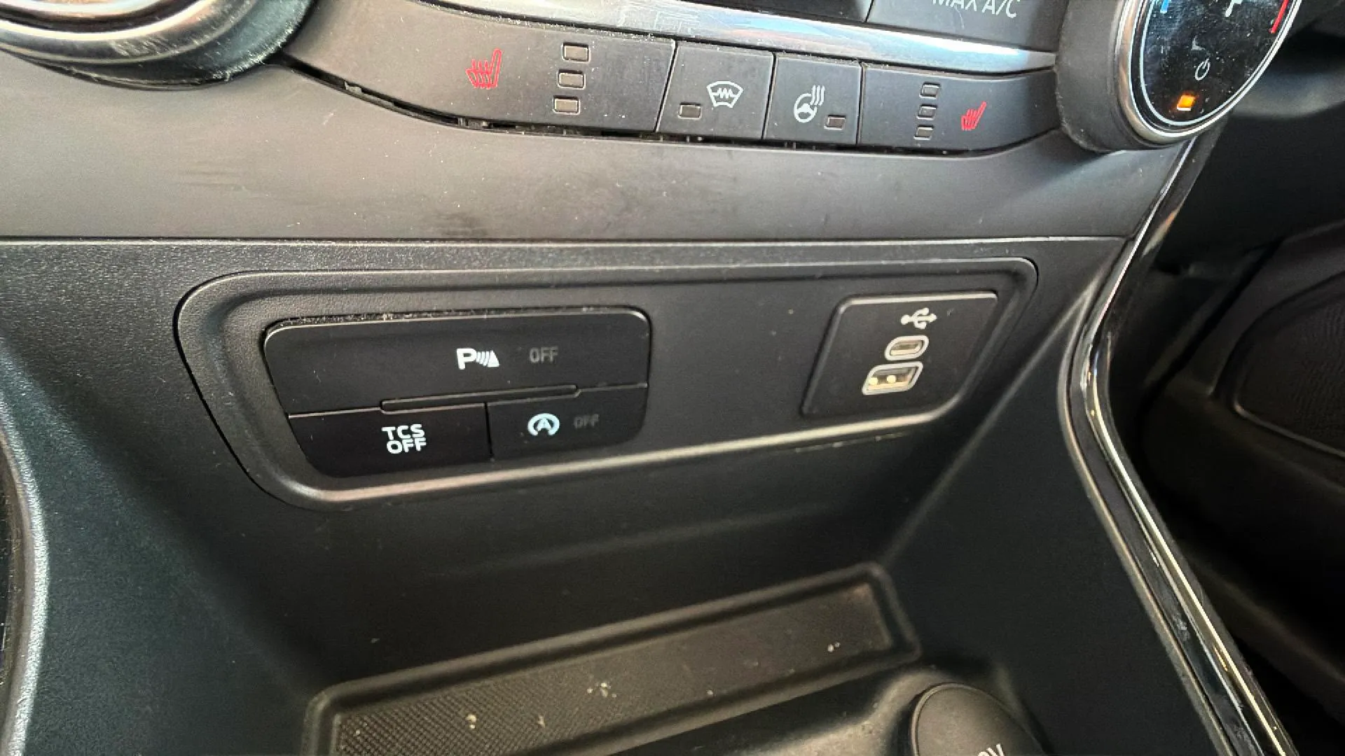 Ford EcoSport 1.0T EcoBoost Active - foto 18