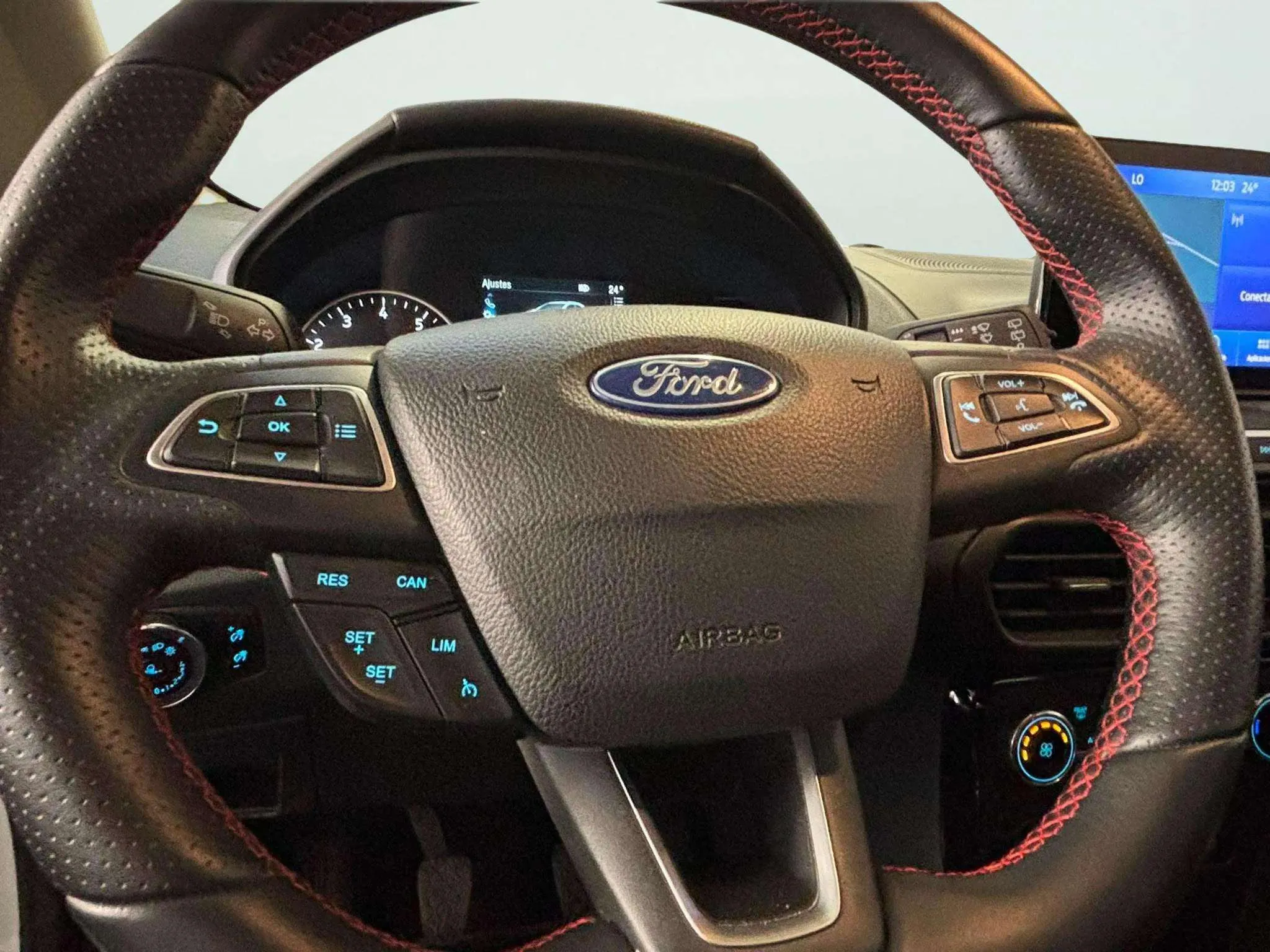 Ford EcoSport 1.0T EcoBoost ST Line - foto 6