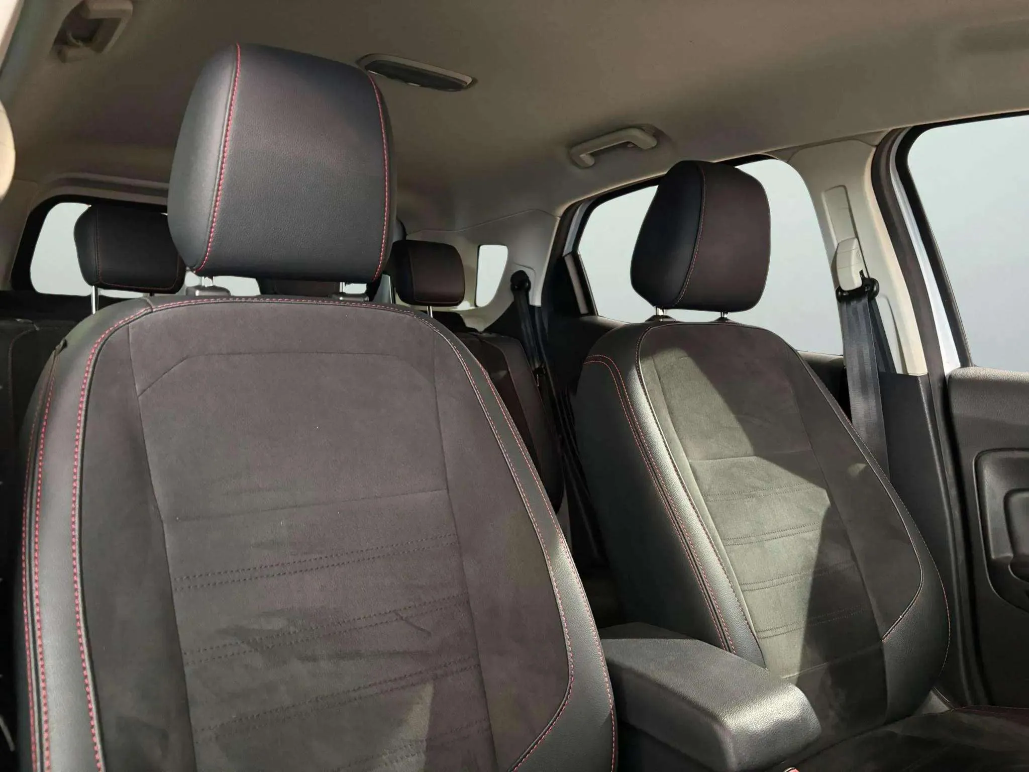 Ford EcoSport 1.0T EcoBoost ST Line - foto 10