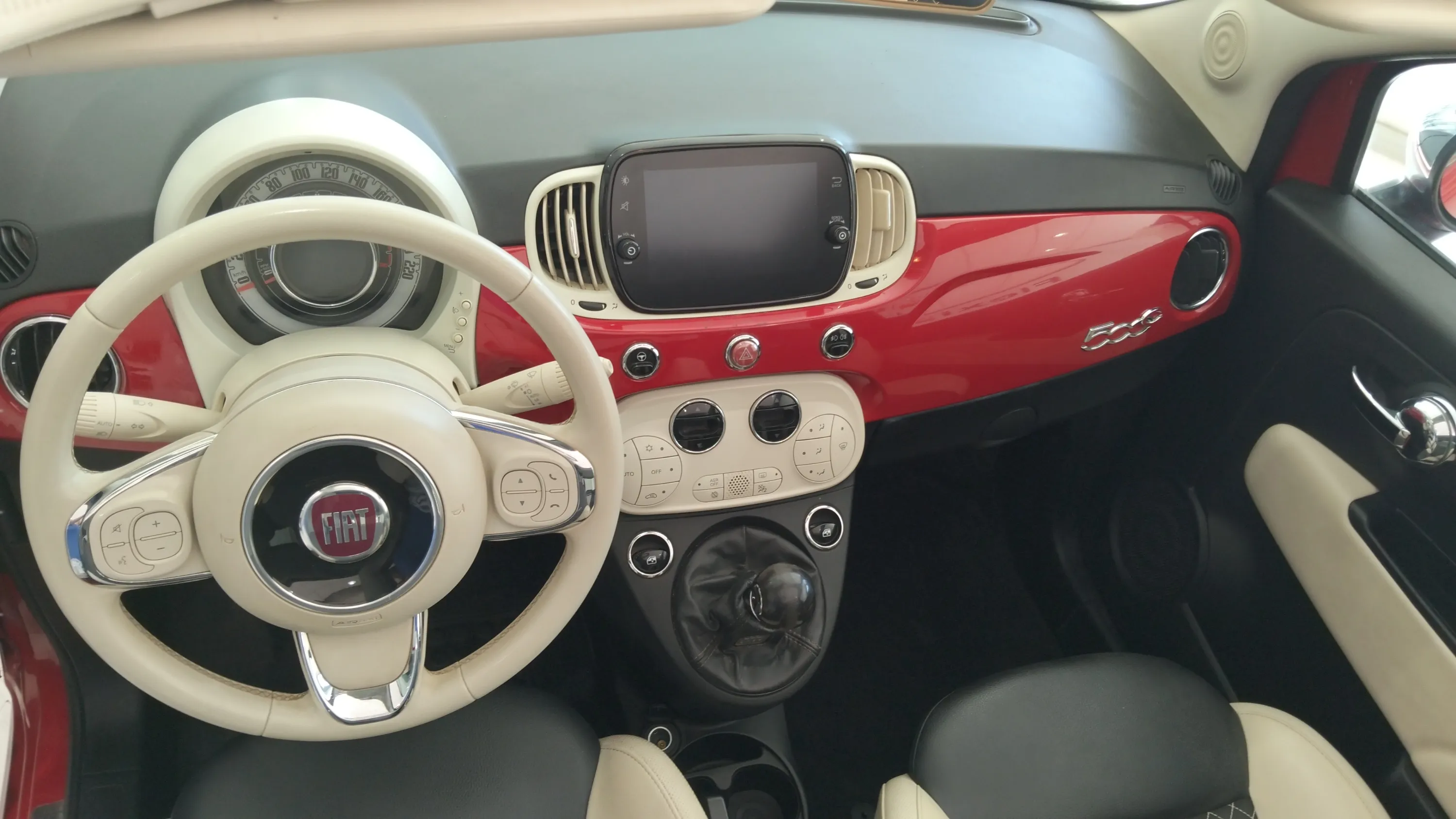 Fiat 500 Dolcevita 1.0 Hybrid - foto 11